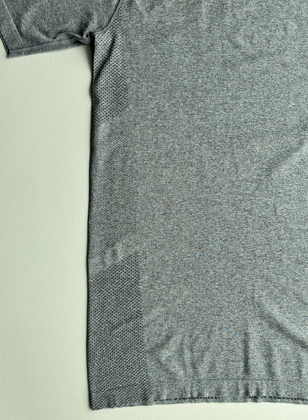 Vital Seamless T-Shirt in Smoke Grey — preloved Gymshark