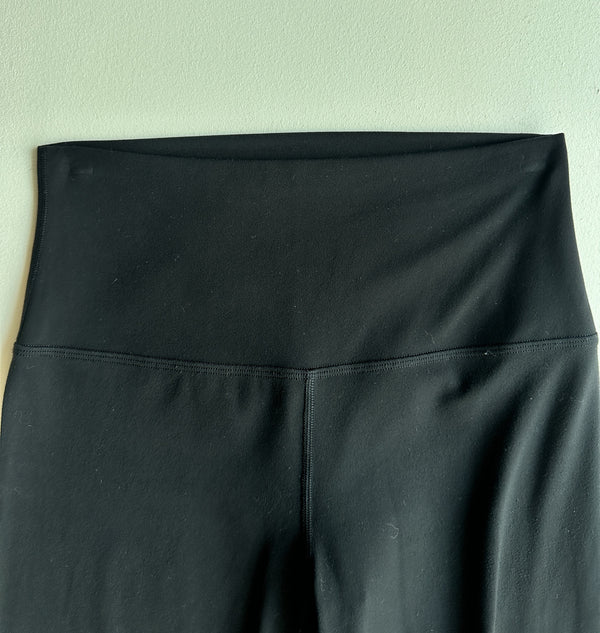 Align Pants "25" in Black — preloved Lululemon