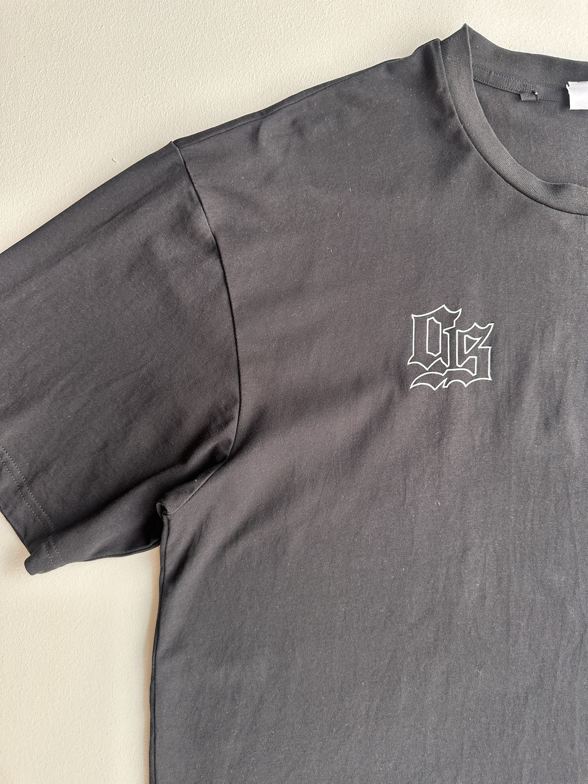Gymshark Running Graphic T-Shirt in Black — preloved Gymshark