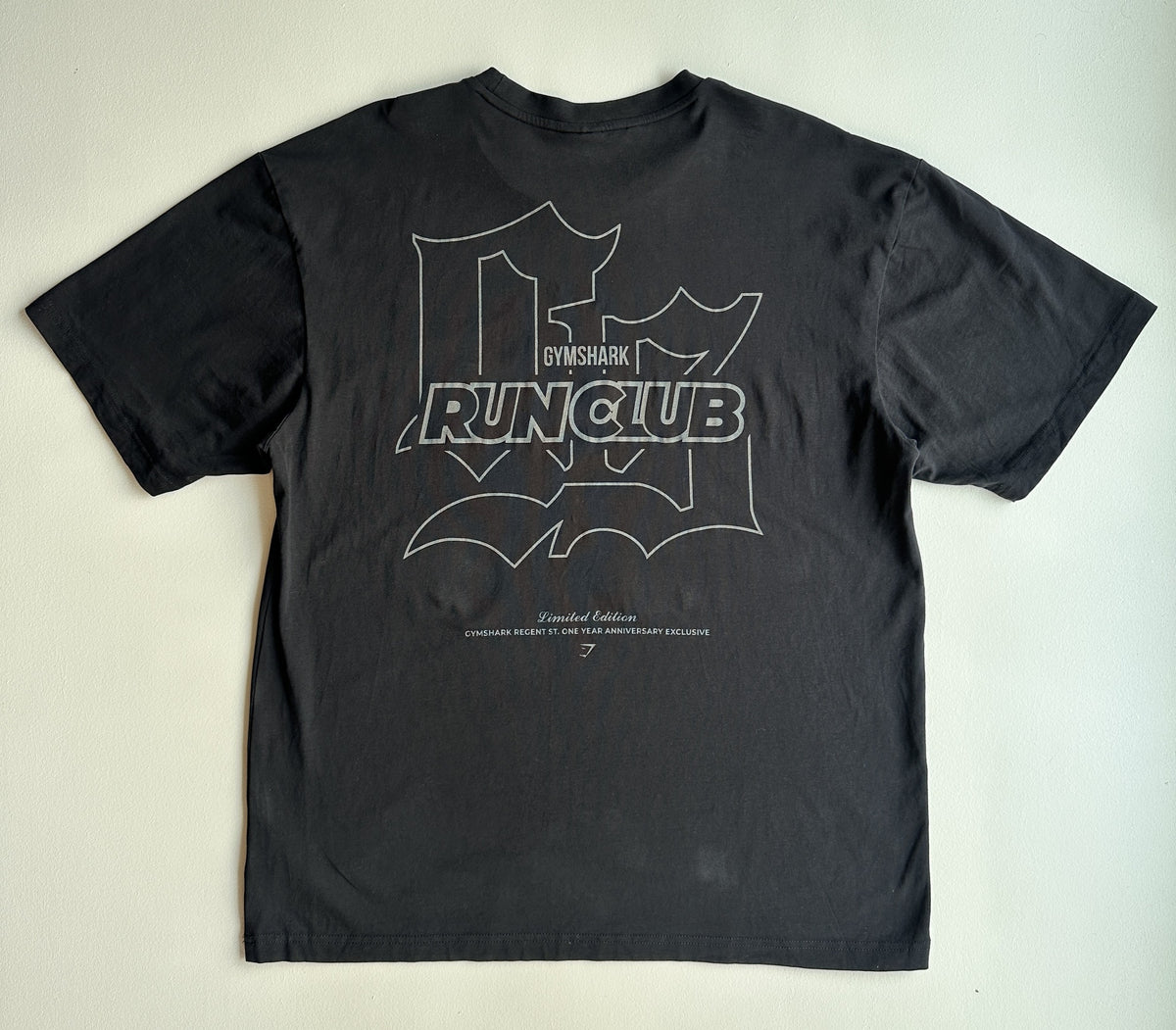 Gymshark Running Graphic T-Shirt in Black — preloved Gymshark