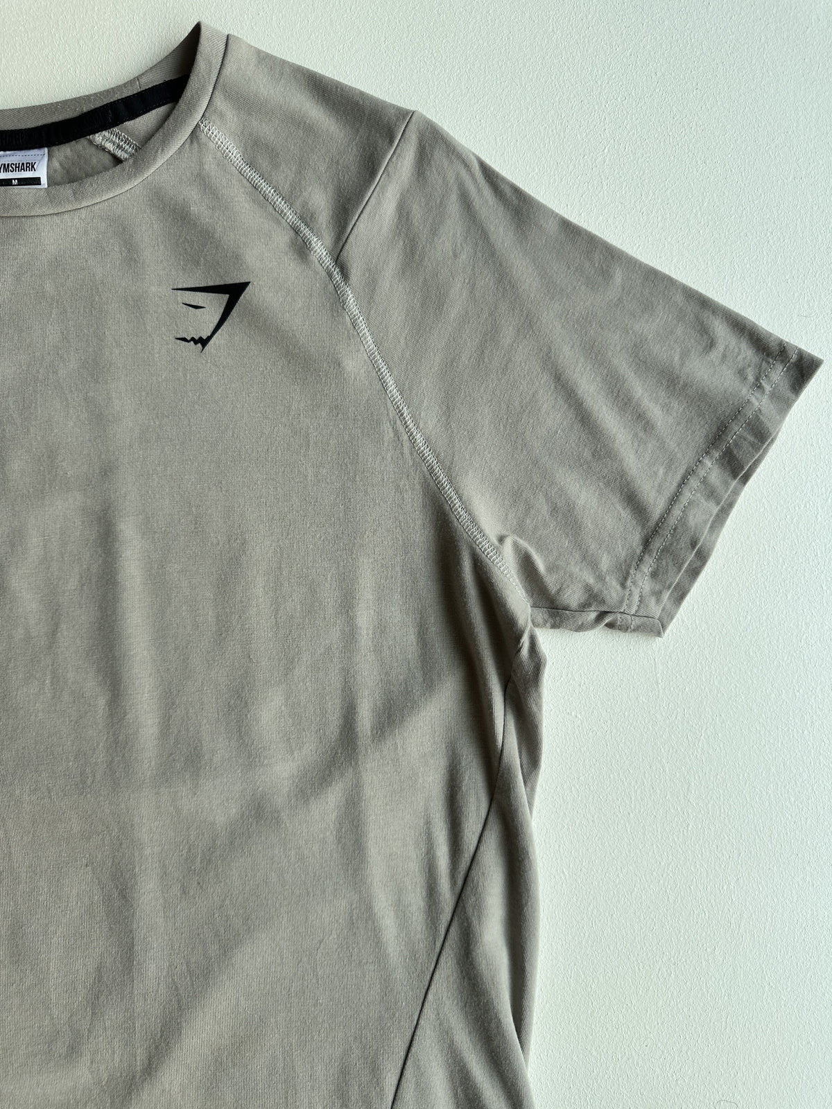 Apex Bold T-Shirt in Grey — preloved Gymshark