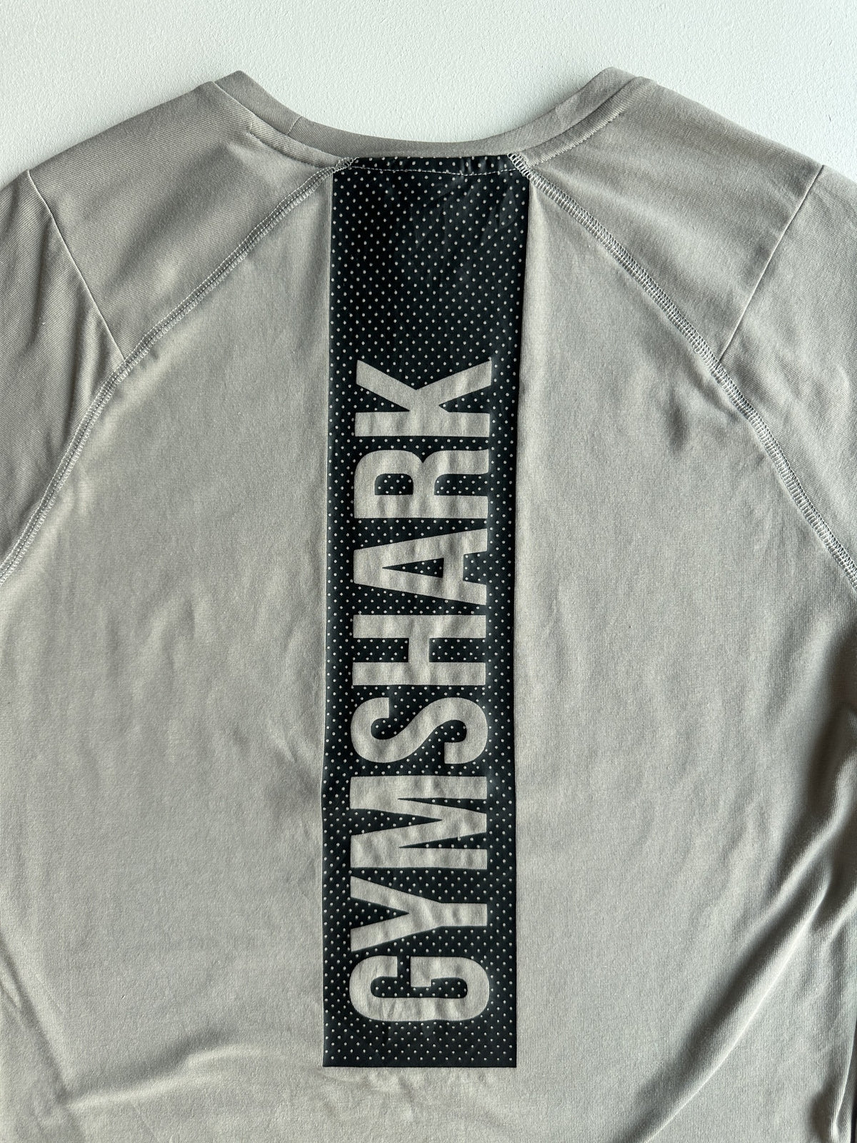 Apex Bold T-Shirt in Grey — preloved Gymshark