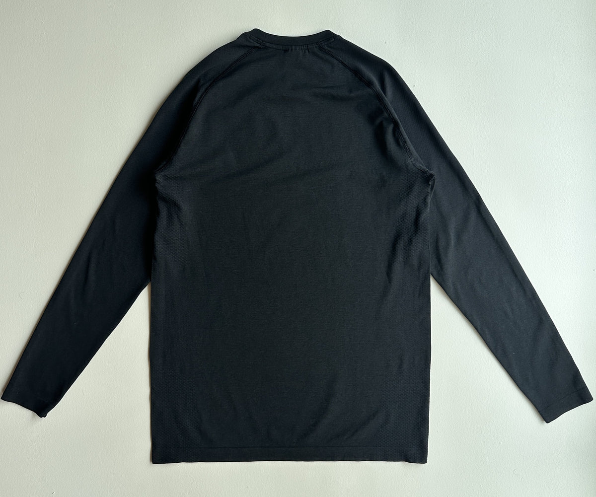 Arrival Long Sleeve T-Shirt in Black — preloved Gymshark