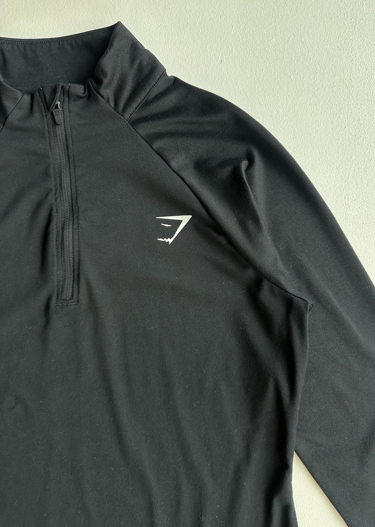 Arrival 1/4 Zip Pullover in Black — preloved Gymshark