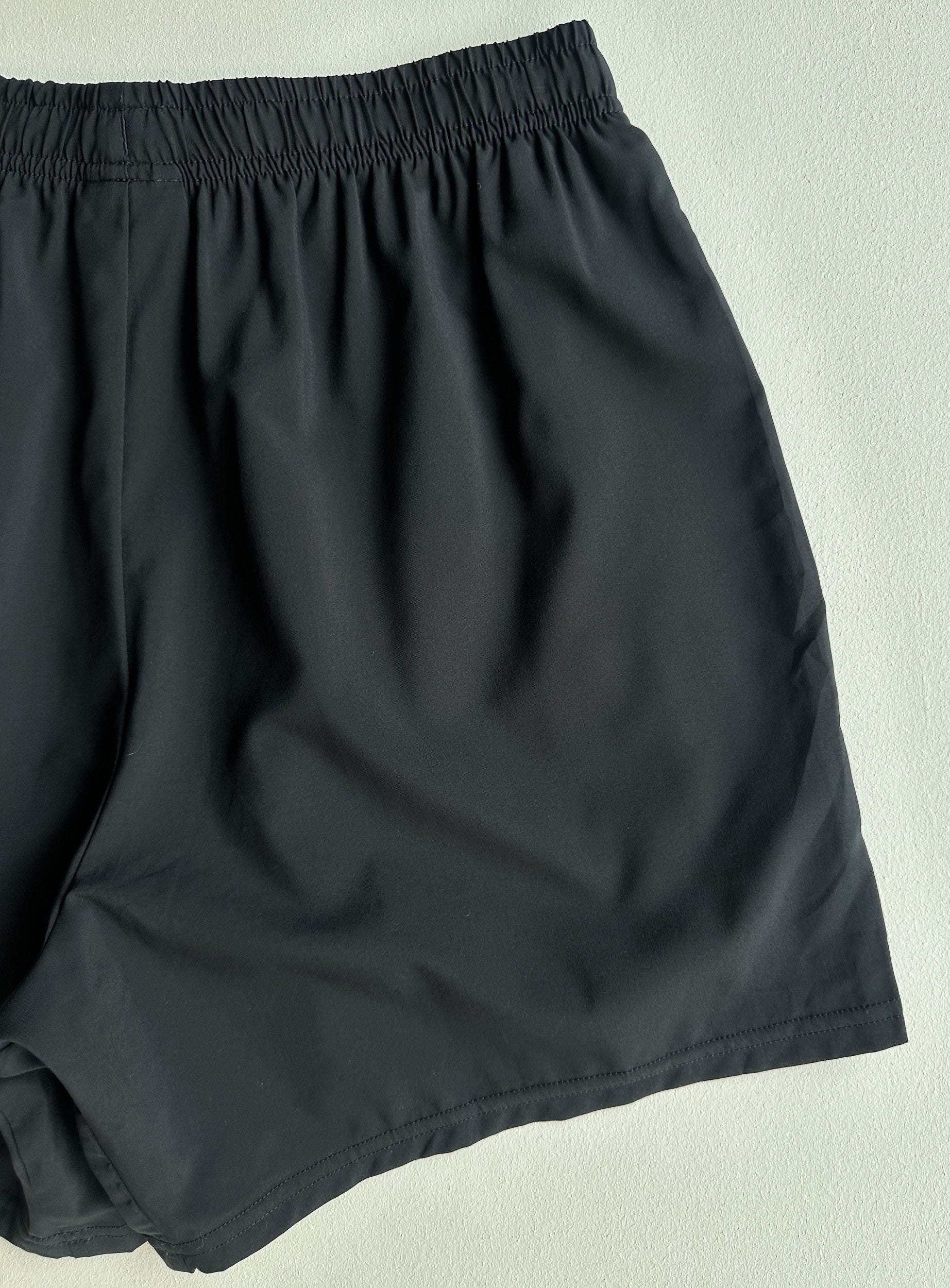 Arrival Shorts 5" in Black — preloved Gymshark
