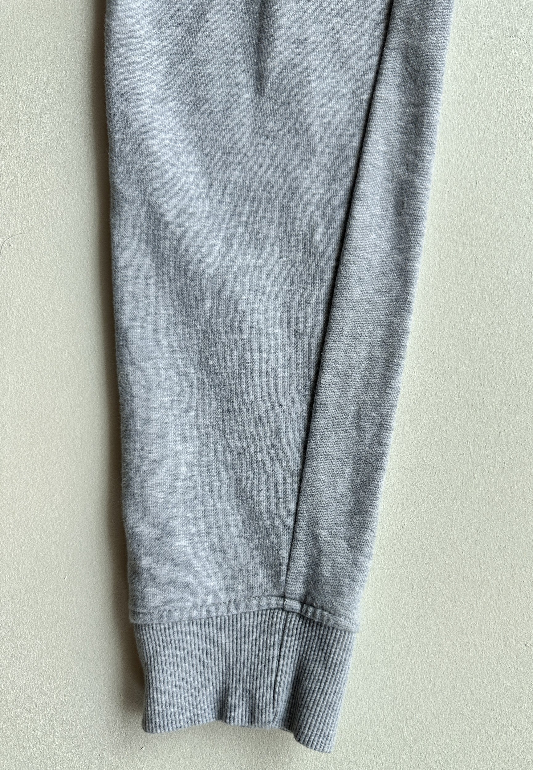 Crest Joggers in Light Grey Marl — preloved Gymshark