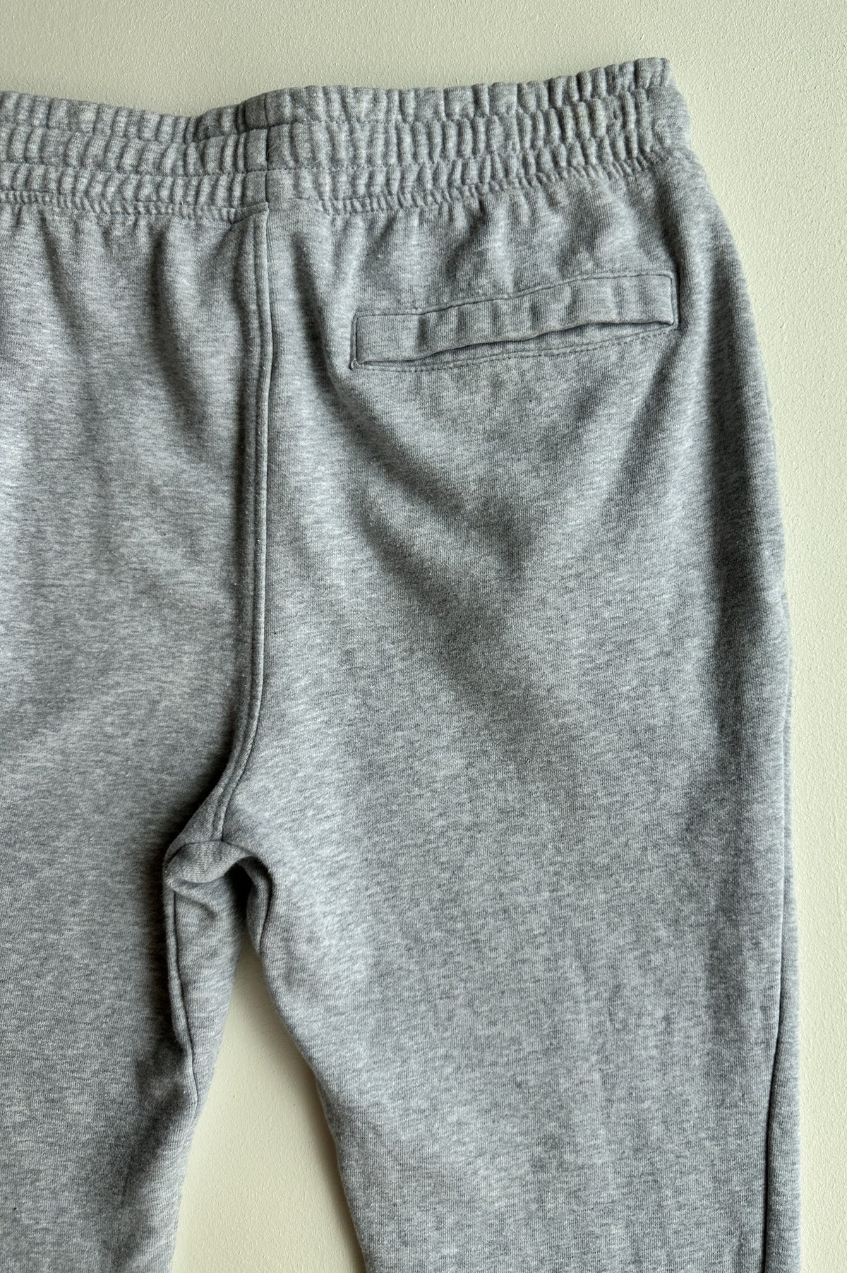 Crest Joggers in Light Grey Marl — preloved Gymshark