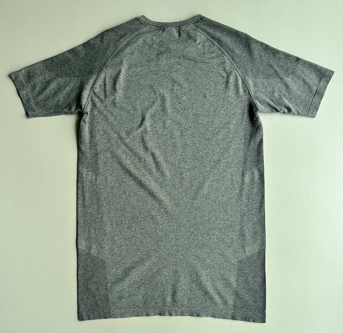 Vital Seamless T-Shirt in Smoke Grey — preloved Gymshark