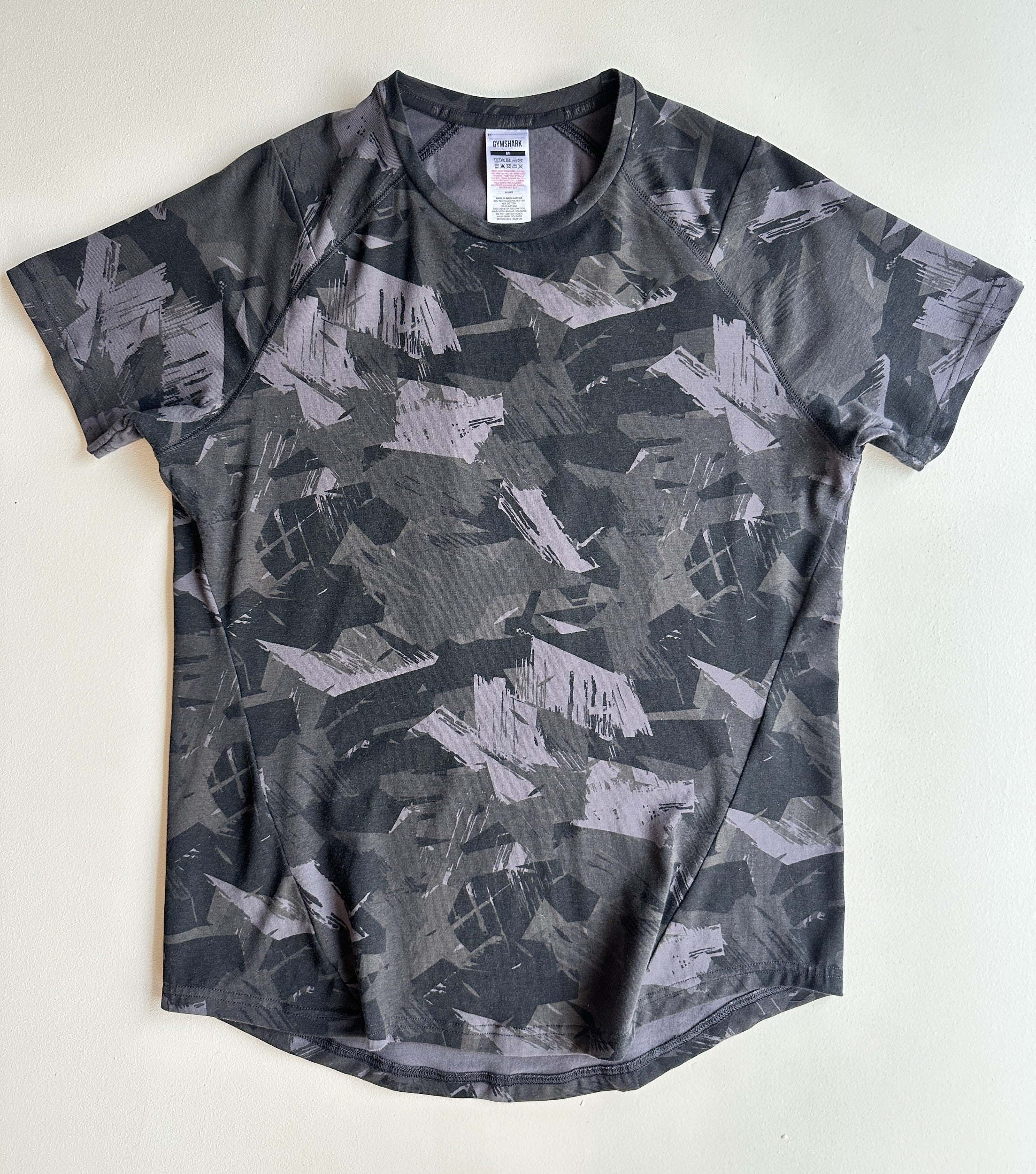 IT-Shirt in Grey Print — preloved Gymshark