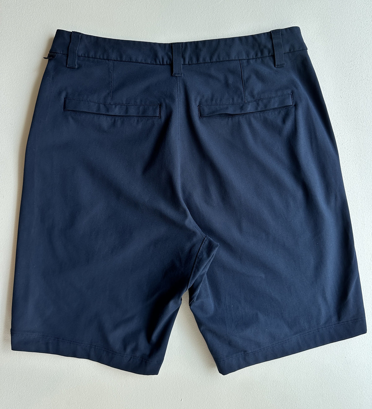 Commission Shorts in Trim Navy — preloved Lululemon