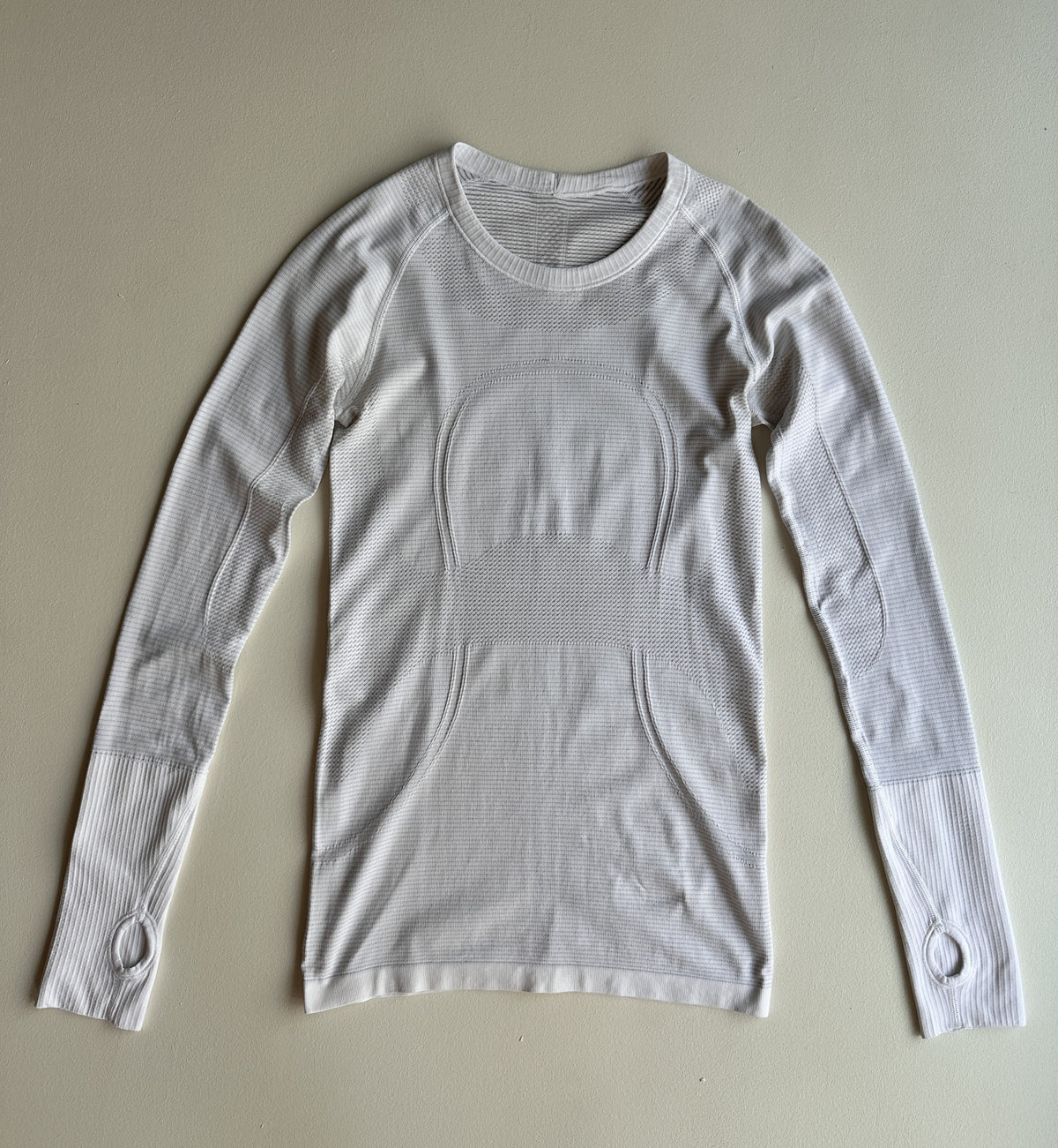 Swiftly Tech Long-Sleeve Shirt in Heather White — preloved Lululemon