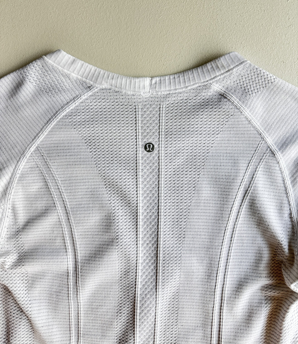 Swiftly Tech Long-Sleeve Shirt in Heather White — preloved Lululemon