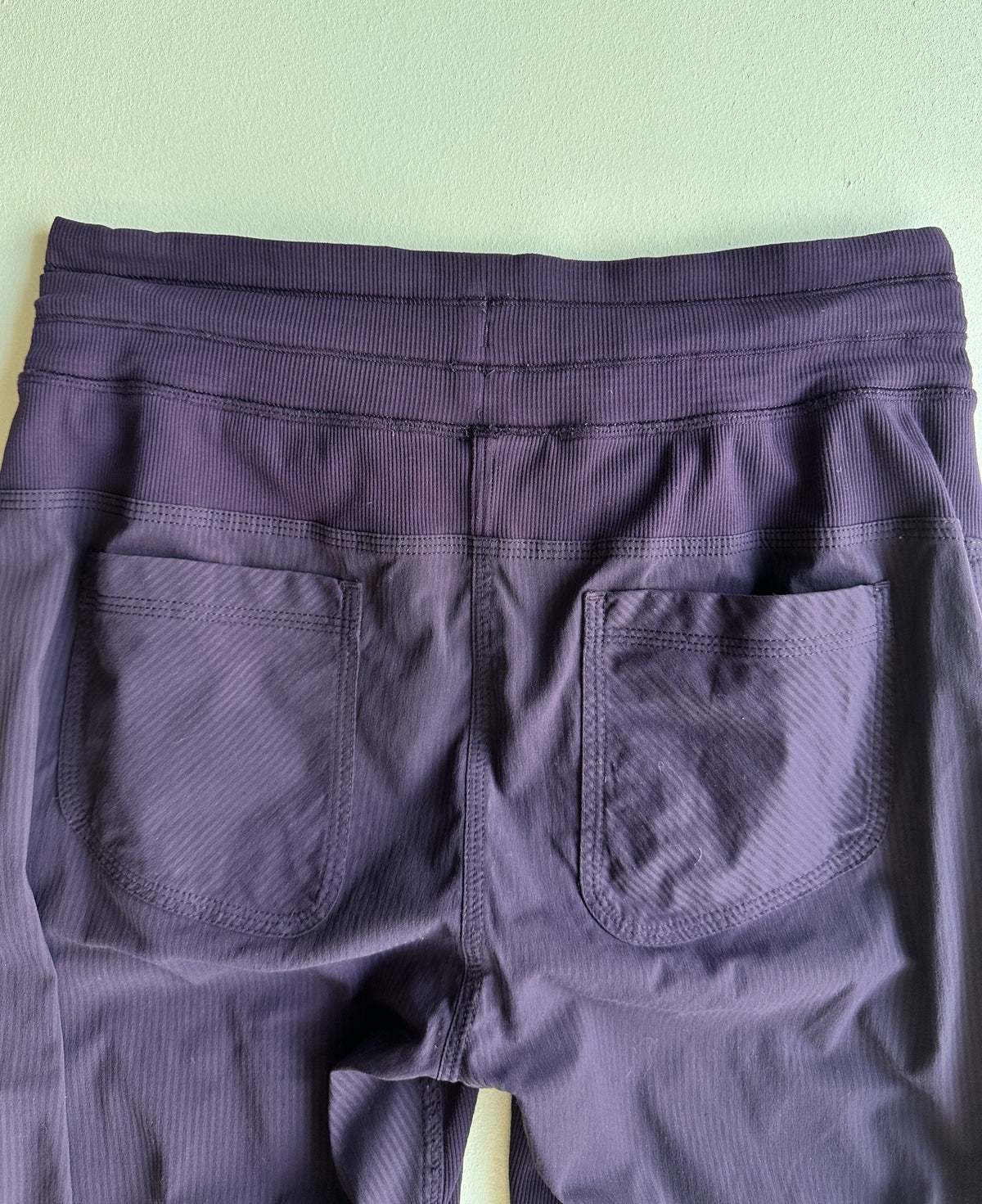 Scuba Pants II in Dusty Lavender/Purple — preloved Lululemon
