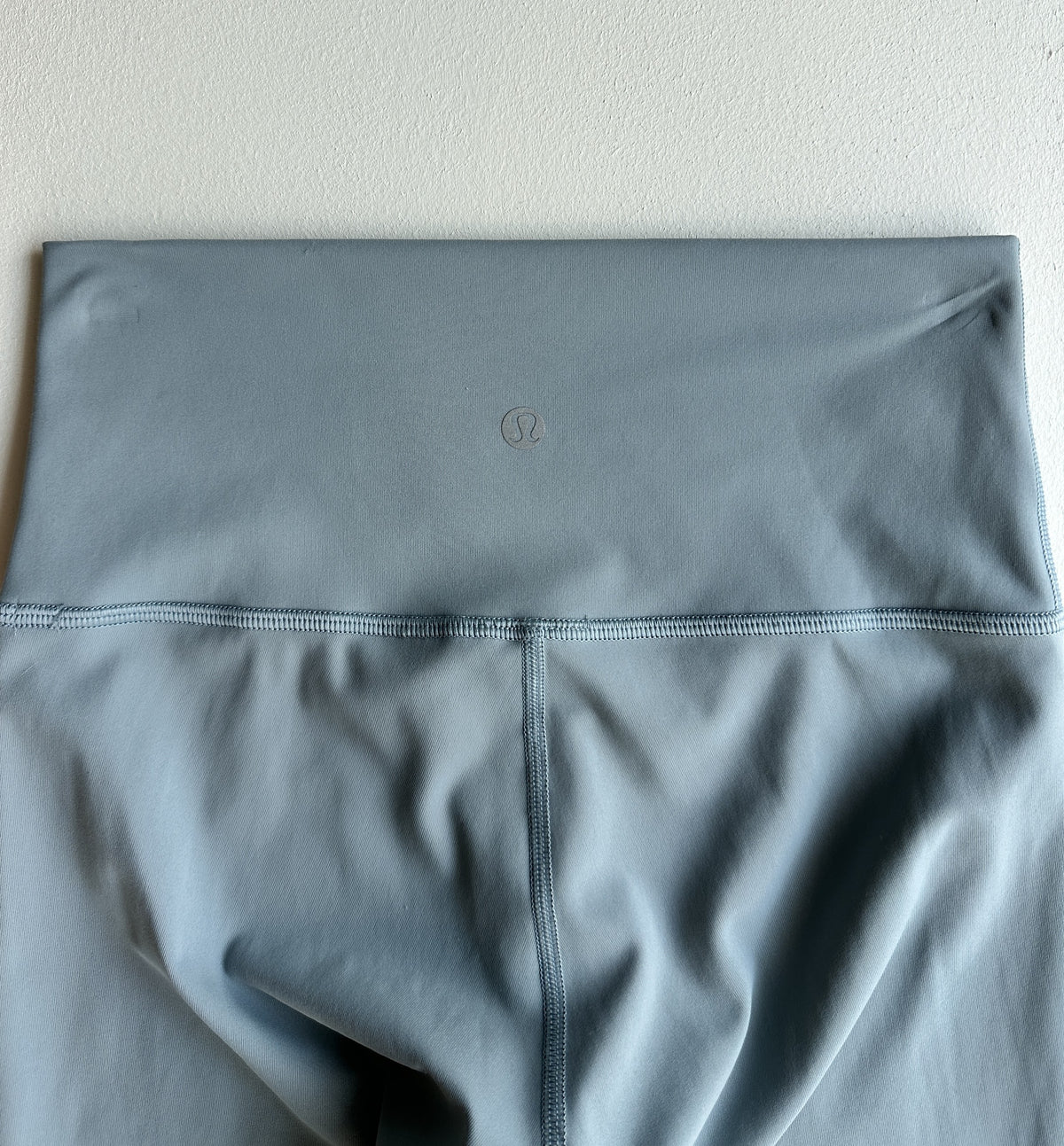 Wunder Under High-Rise Tight 25 in Chambray — preloved Lululemon