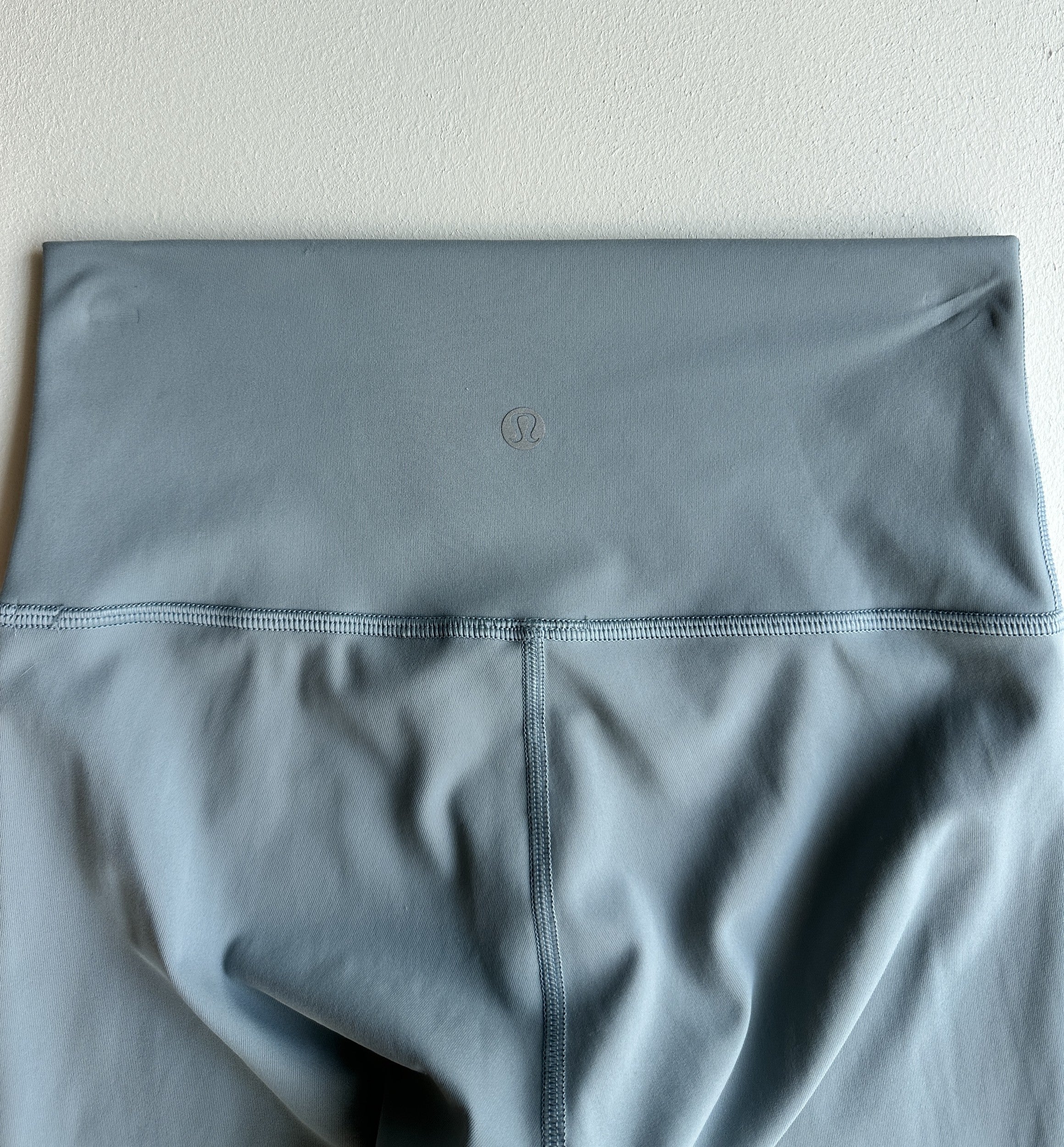 Wunder Under High-Rise Tight 25 in Chambray — preloved Lululemon