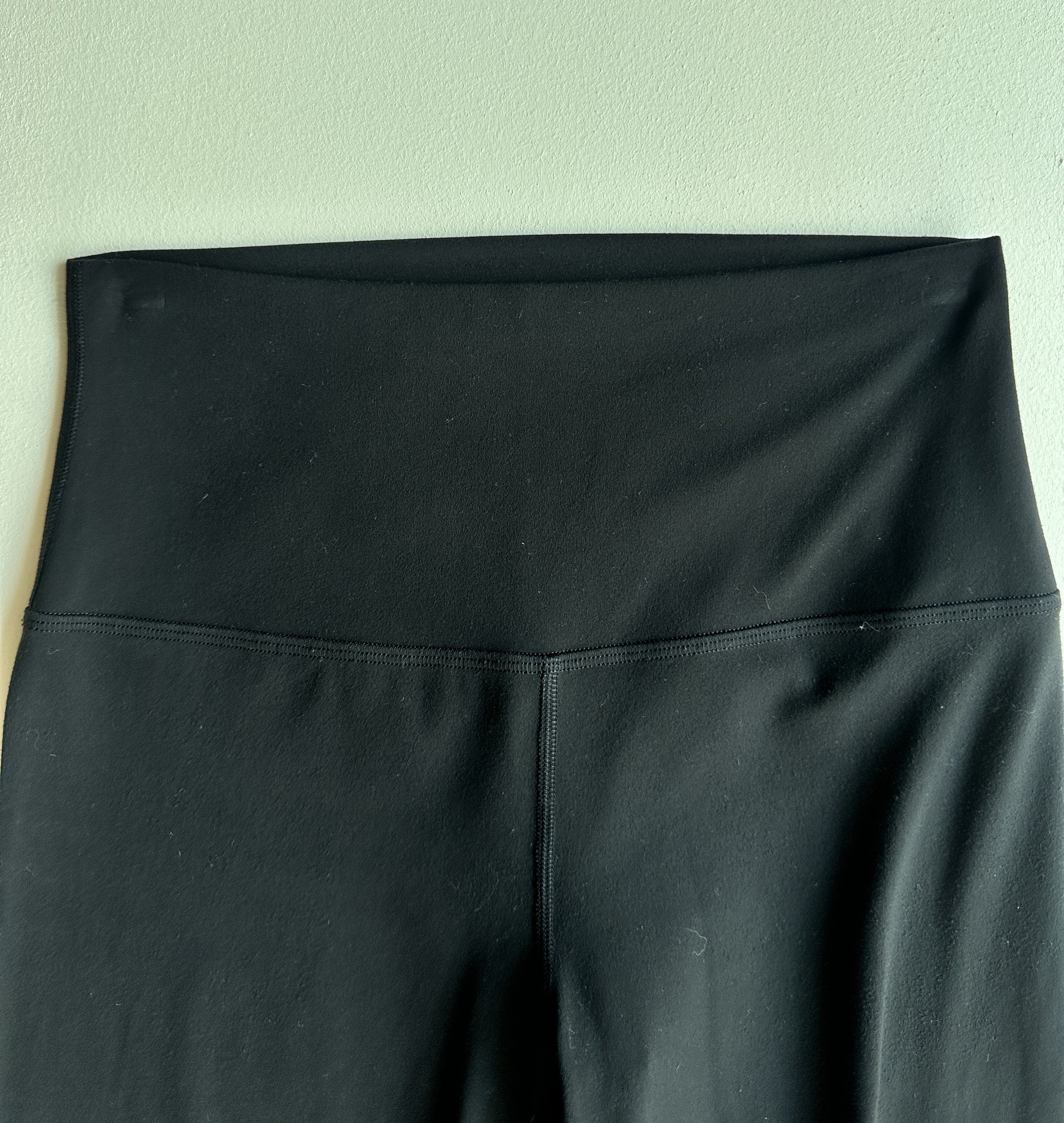 Align Pants "25" in Black — preloved Lululemon