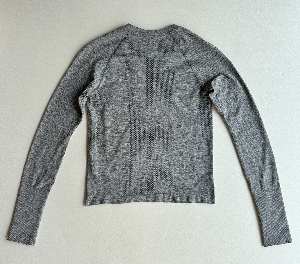 Swiftly Tech Long Sleeves 2.0 in Slate Grey — preloved Lululemon