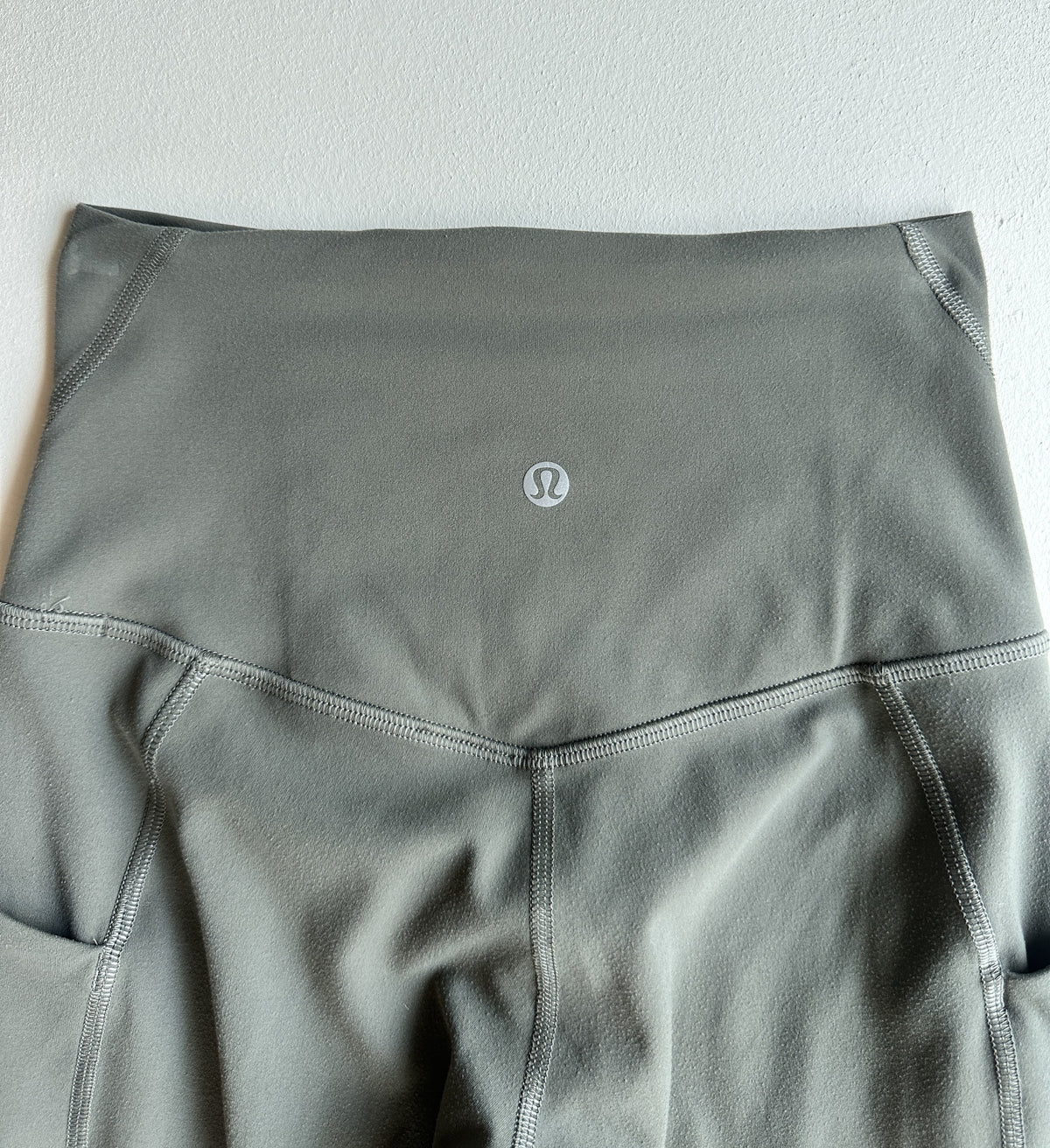 Align High-Rise Pant with Pocket in Dark Olive — preloved Lululemon