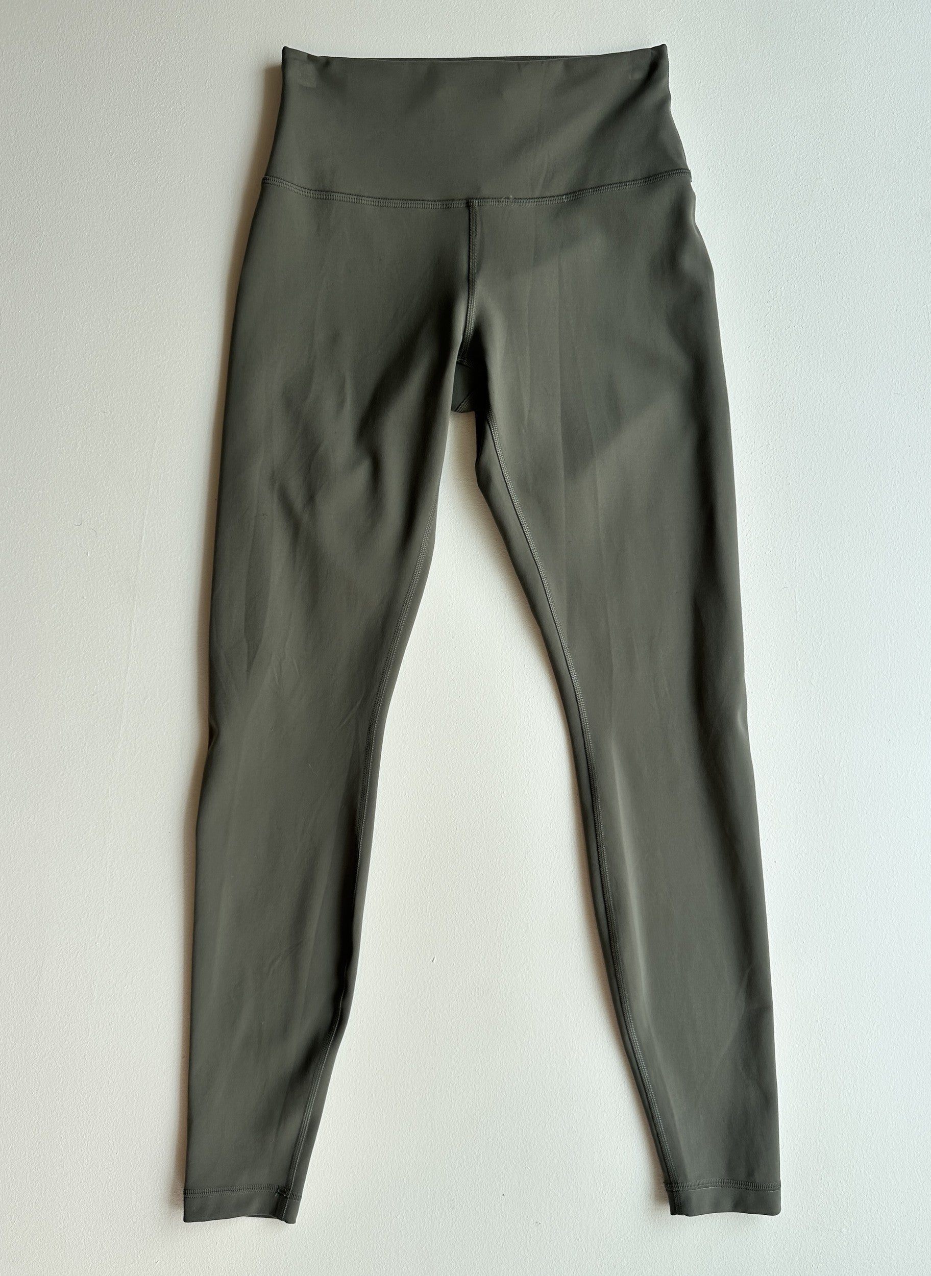 Wunder Train Contour Fit High Rise Tight 28" in smoked spruce — preloved Lululemon