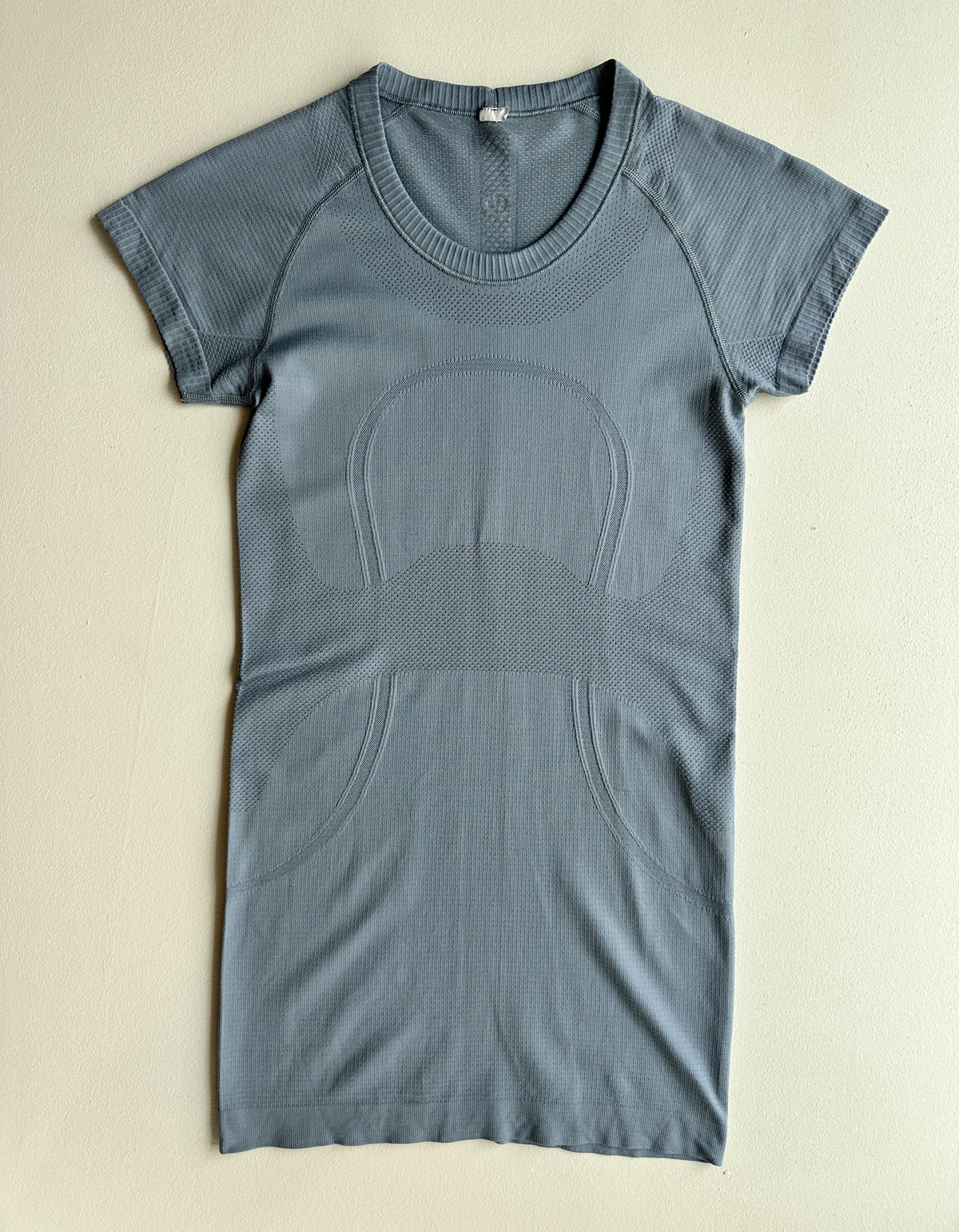 Swi Fly Tech Short Sleeves Shirt in Chambray — preloved Lululemon