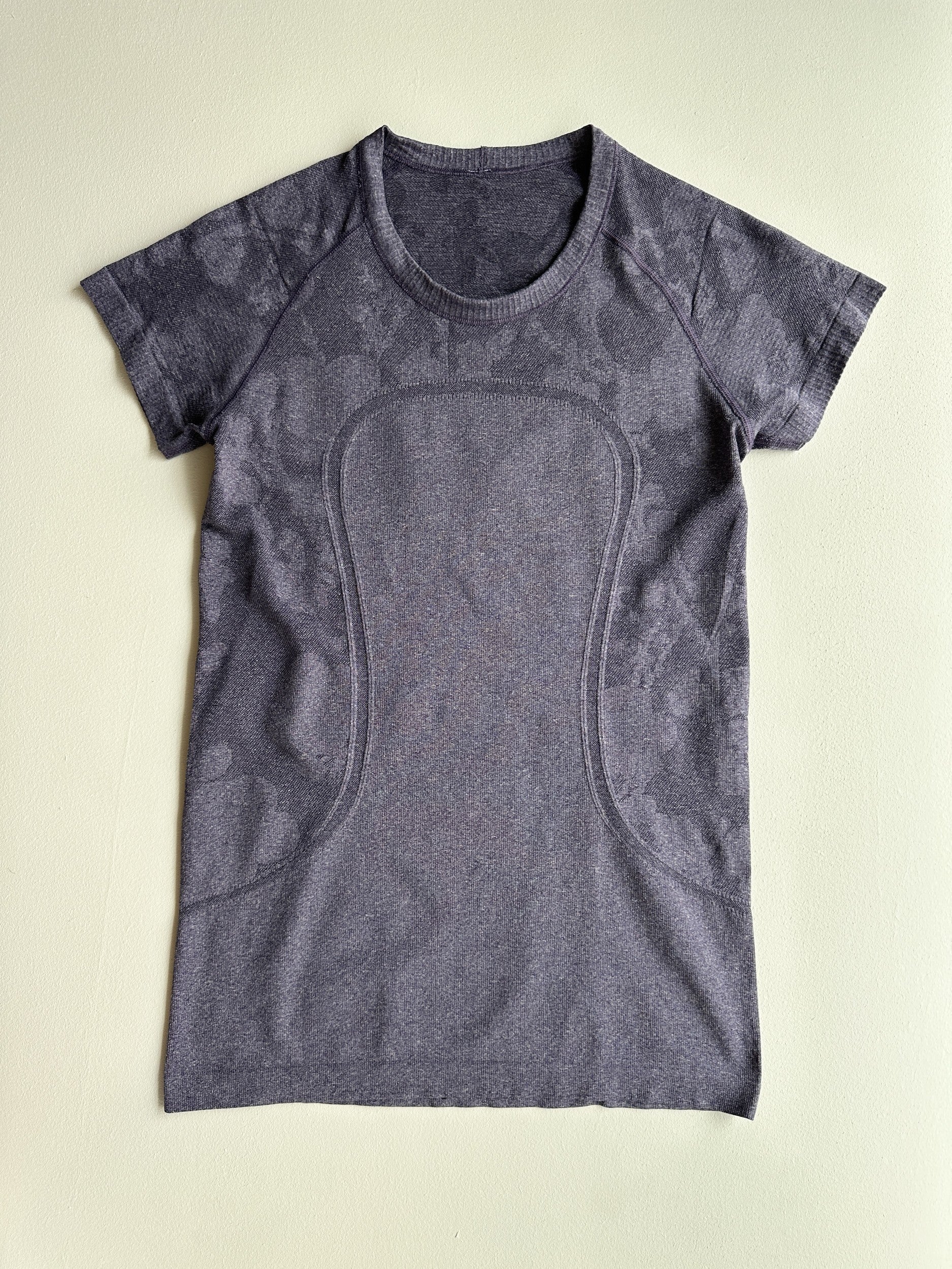 Swiftly Tech Short Sleeve Shirt in Concord Grape — preloved Lululemon