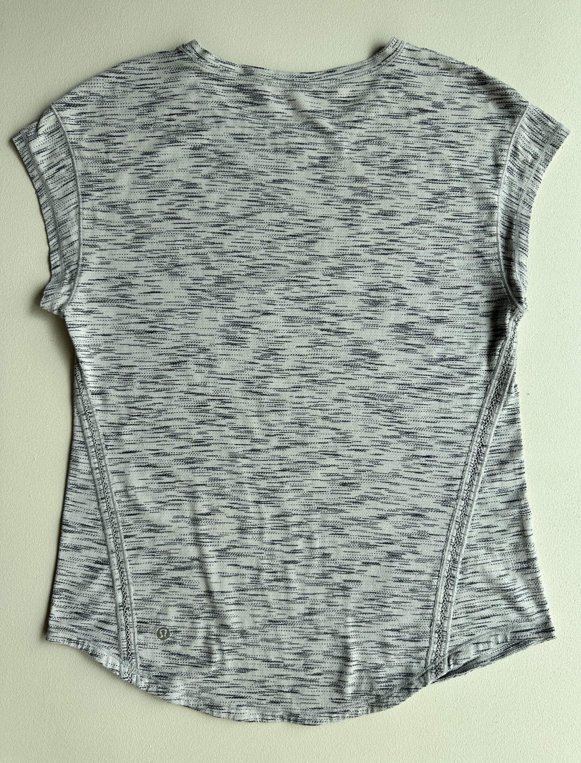 Another Mile Short Sleeve Shirt in Tiger Space Dye Black White — preloved Lululemon