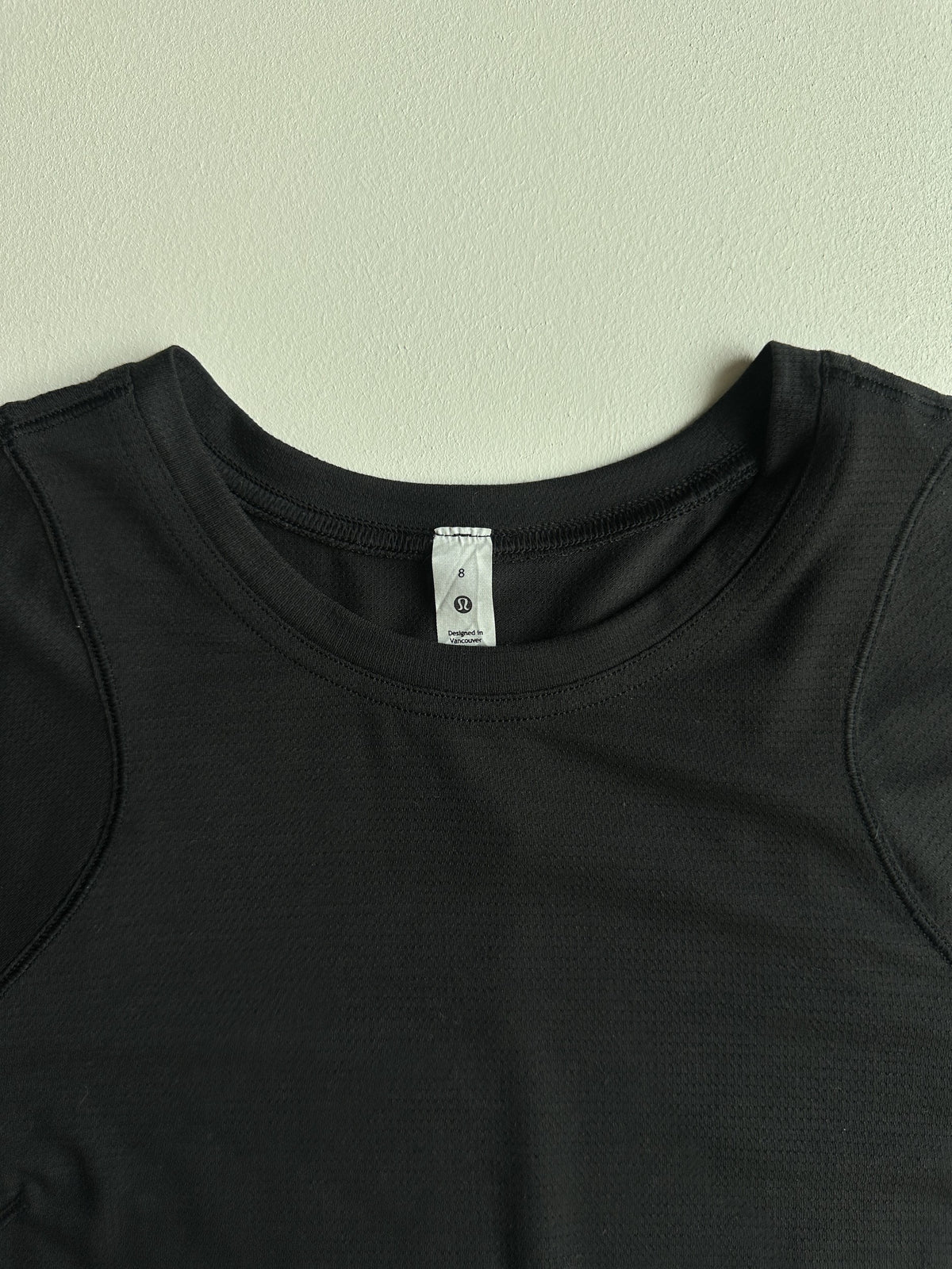Lightweight Cinched Hem T-Shirt in Black — preloved Lululemon