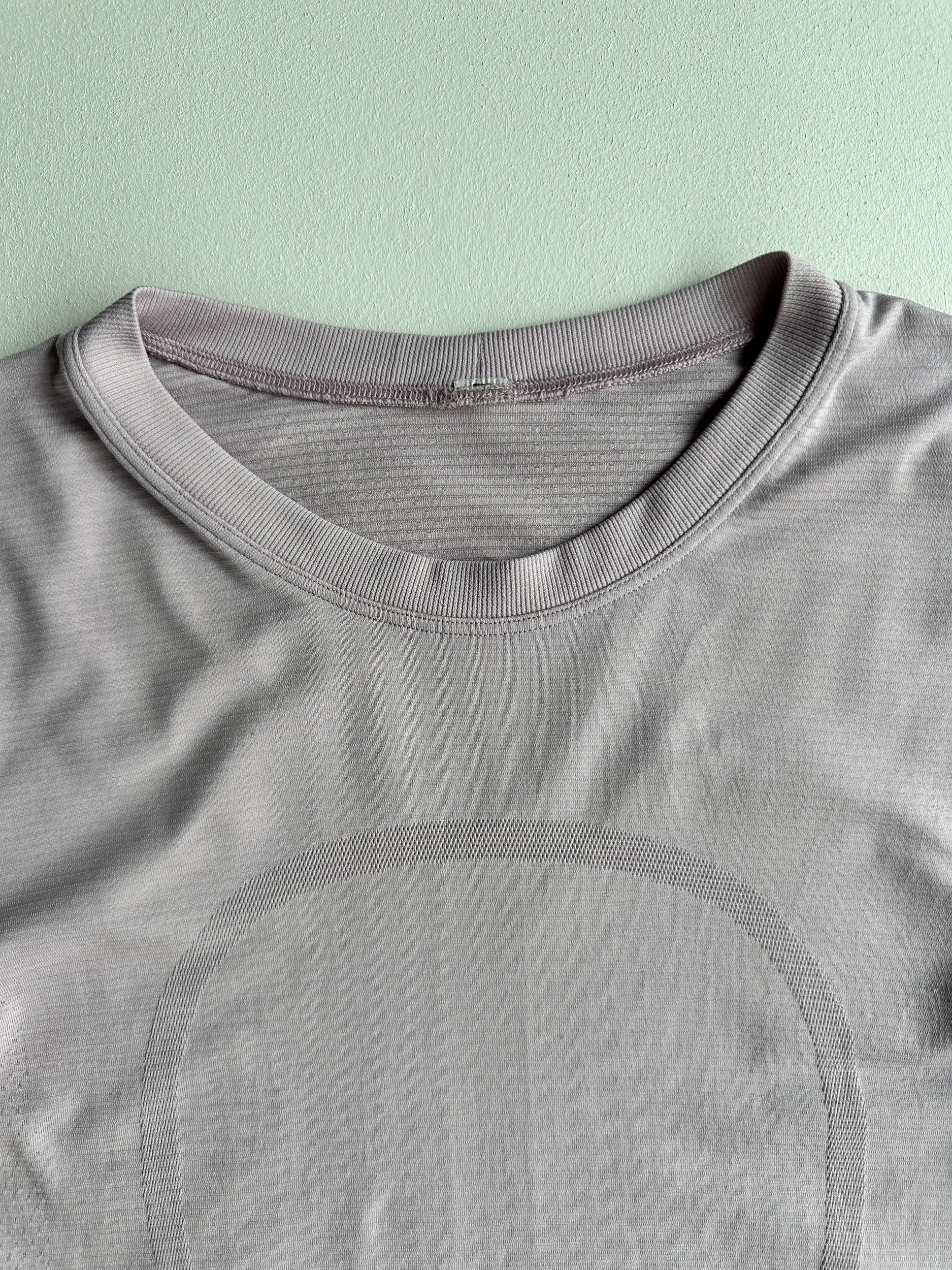 Swiftly Tech Long Sleeve Shirt in Lotus Lavender — preloved Lululemon