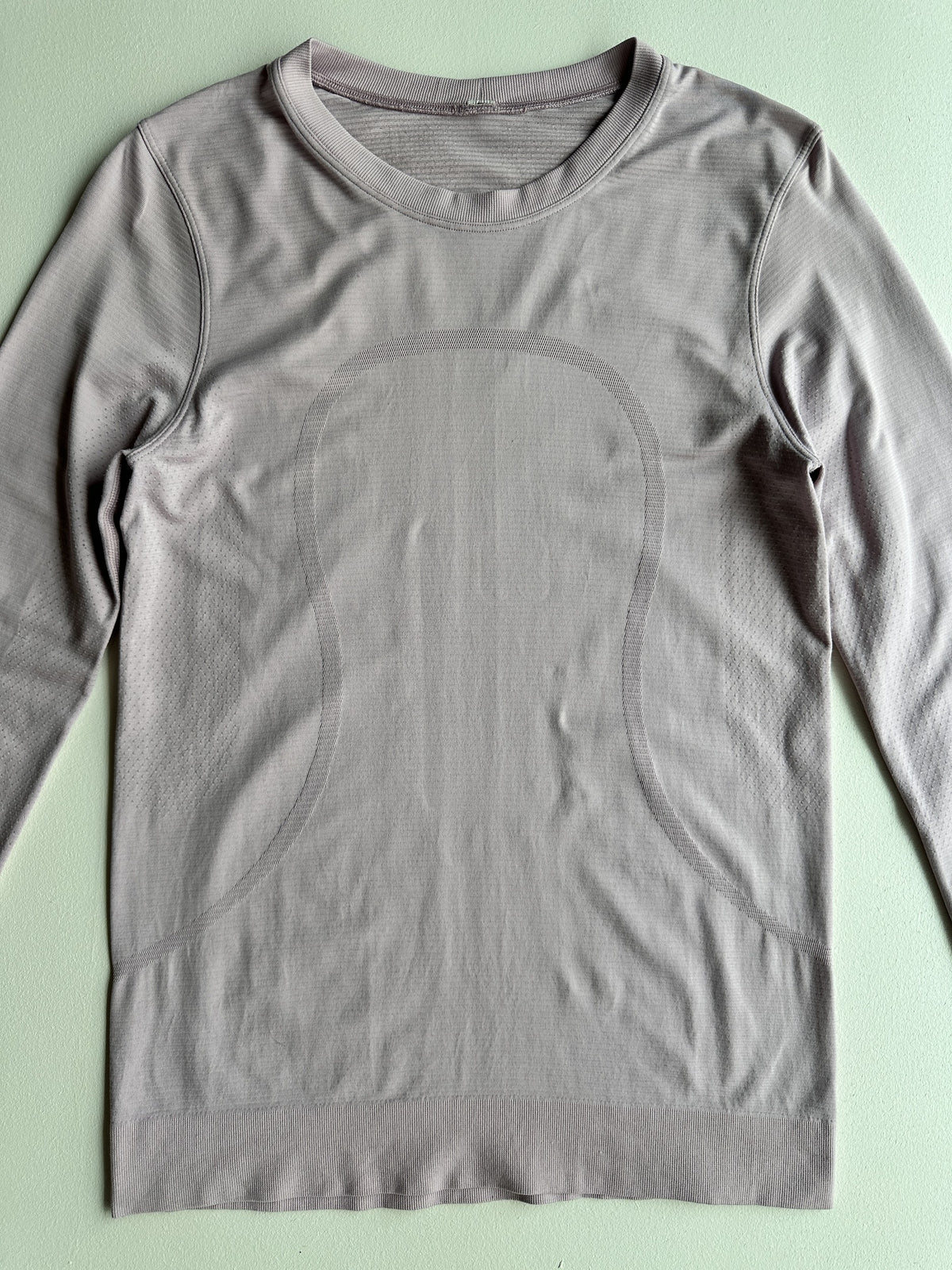 Swiftly Tech Long Sleeve Shirt in Lotus Lavender — preloved Lululemon