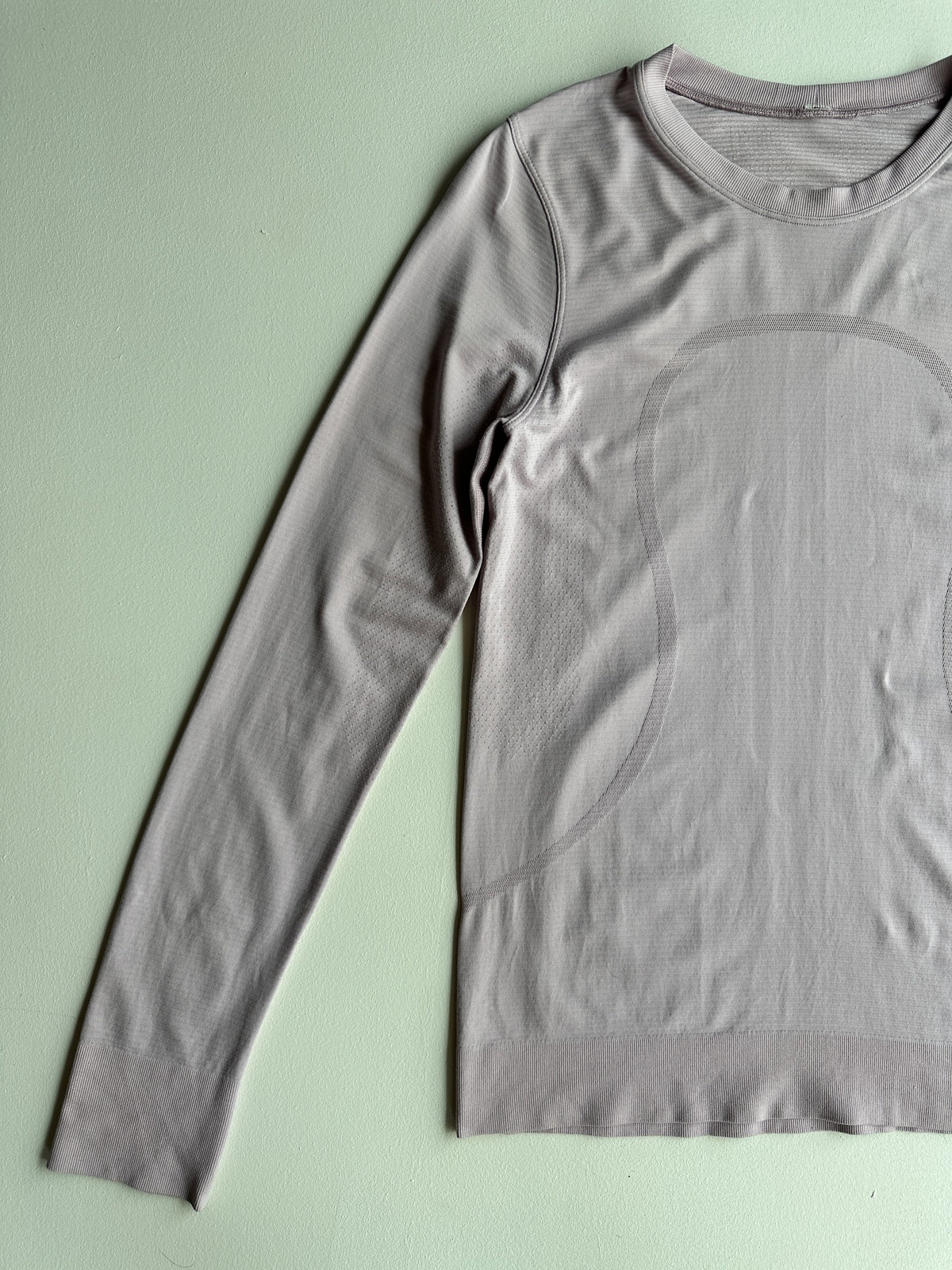Swiftly Tech Long Sleeve Shirt in Lotus Lavender — preloved Lululemon