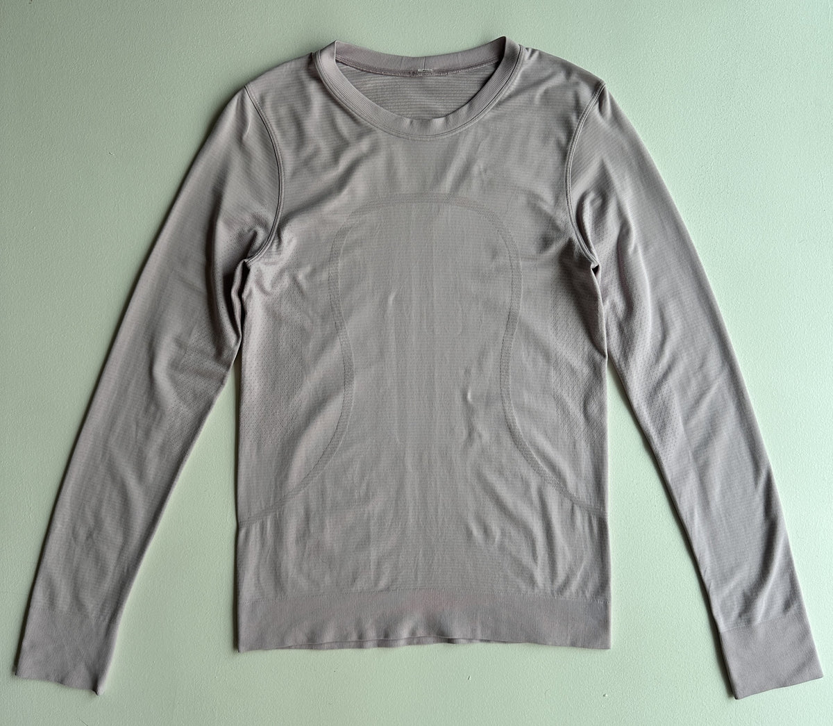 Swiftly Tech Long Sleeve Shirt in Lotus Lavender — preloved Lululemon