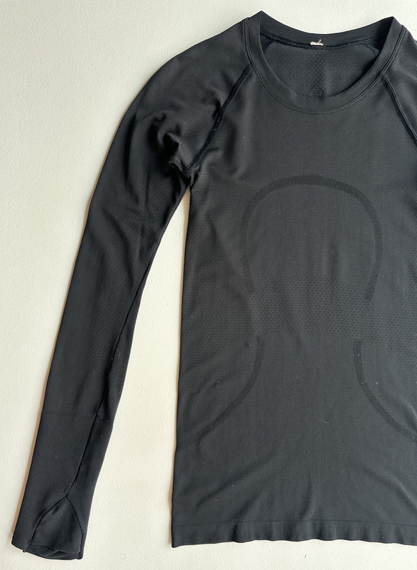 Swiftly Tech Long Sleeve Shirt in Black — preloved Lululemon