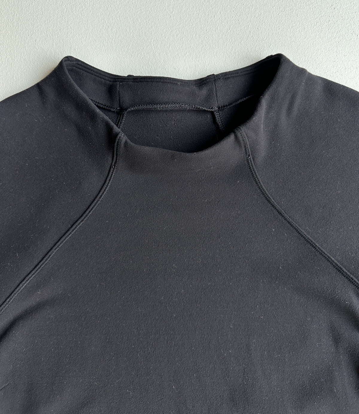 Cropped Running Sweatshirt Extra Insulation in Black — preloved Lululemon