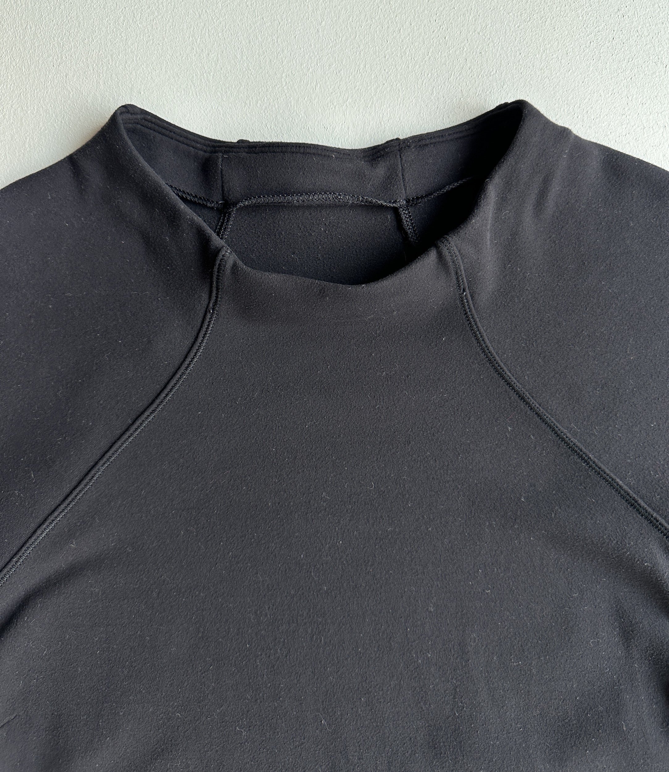 Cropped Running Sweatshirt Extra Insulation in Black — preloved Lululemon