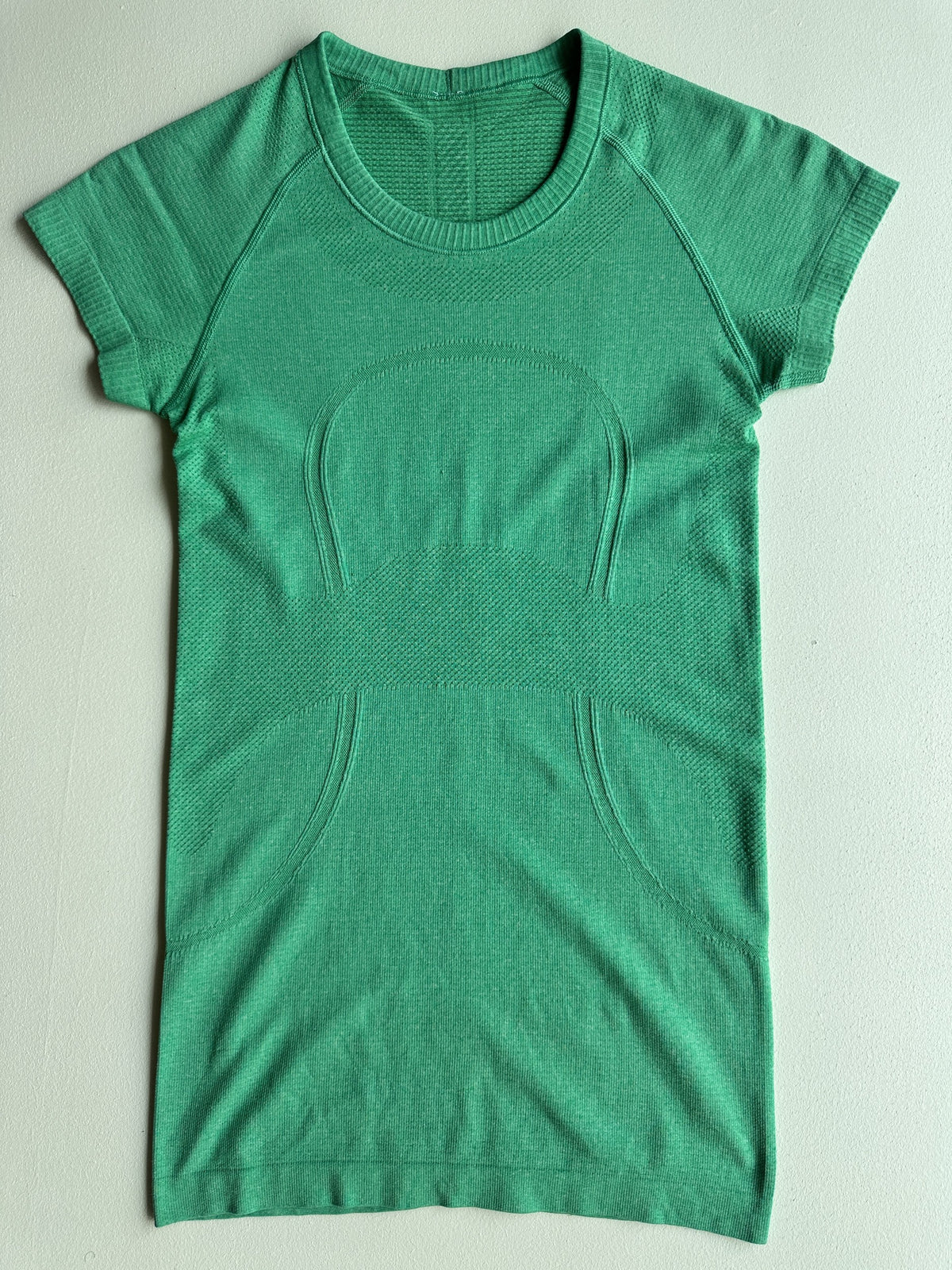 Swiftly Tech Short Sleeve Shirt in Scream Green — preloved Lululemon