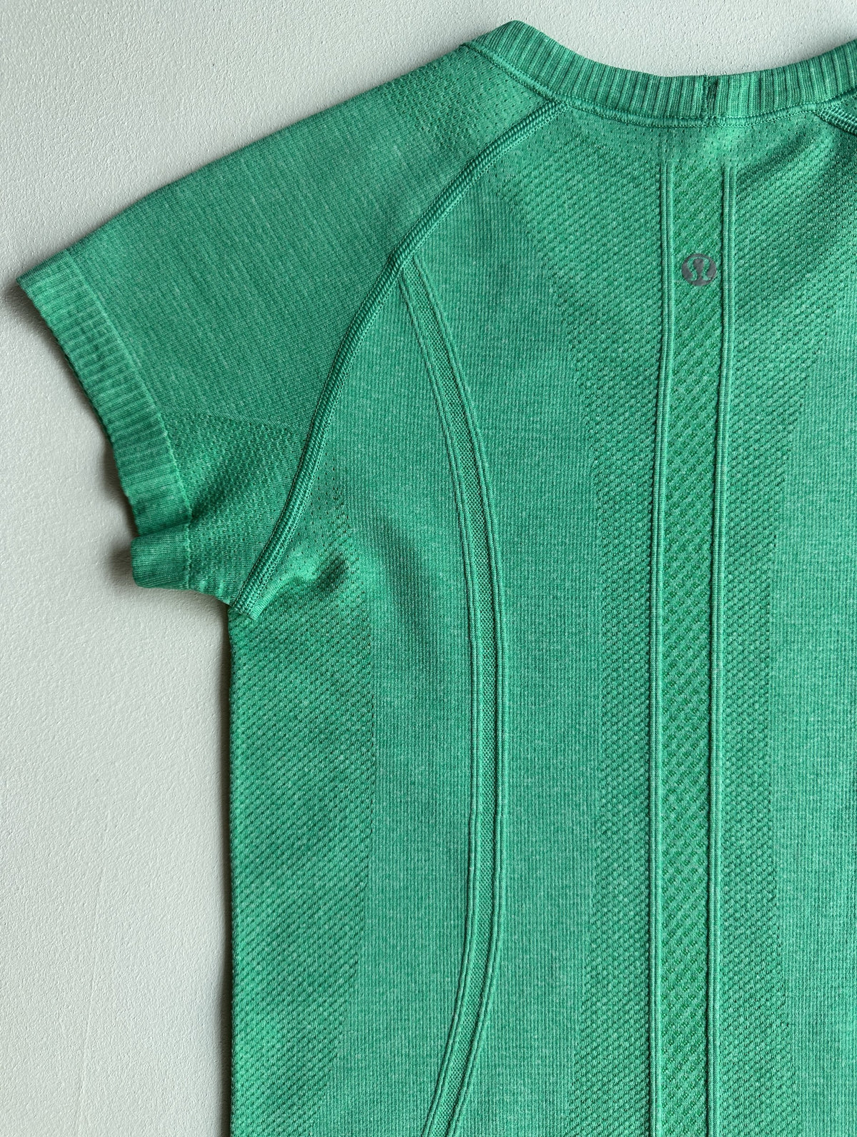 Swiftly Tech Short Sleeve Shirt in Scream Green — preloved Lululemon