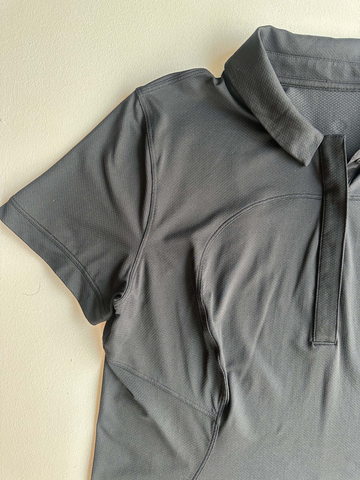 Quick-Drying Short Sleeve Polo in Black — preloved Lululemon