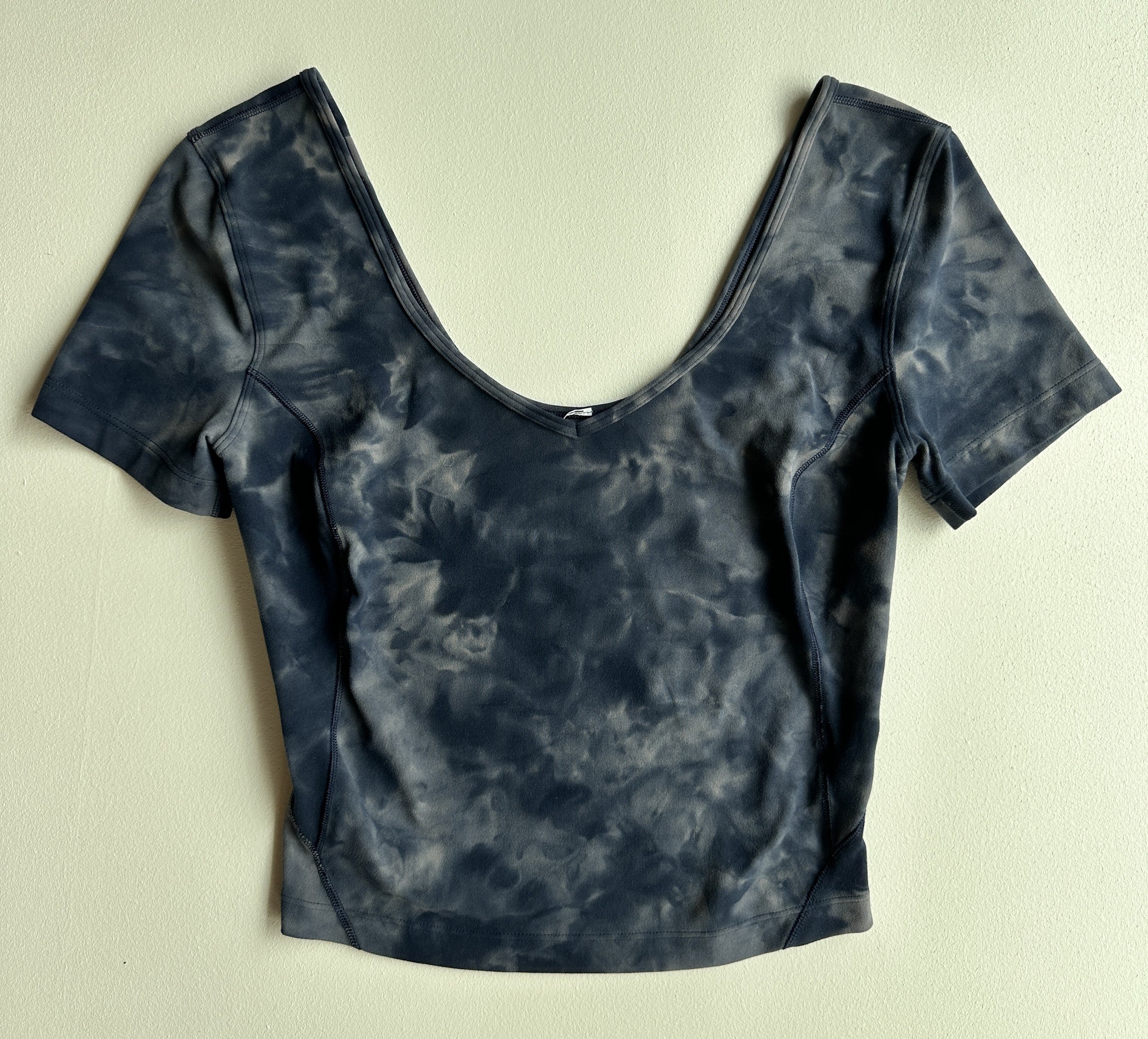 Align Cropped T-Shirt in Diamond Dye Lunar Rock — preloved Lululemon