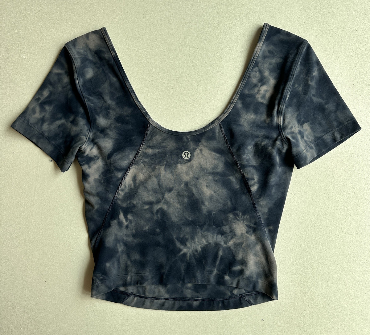 Align Cropped T-Shirt in Diamond Dye Lunar Rock — preloved Lululemon