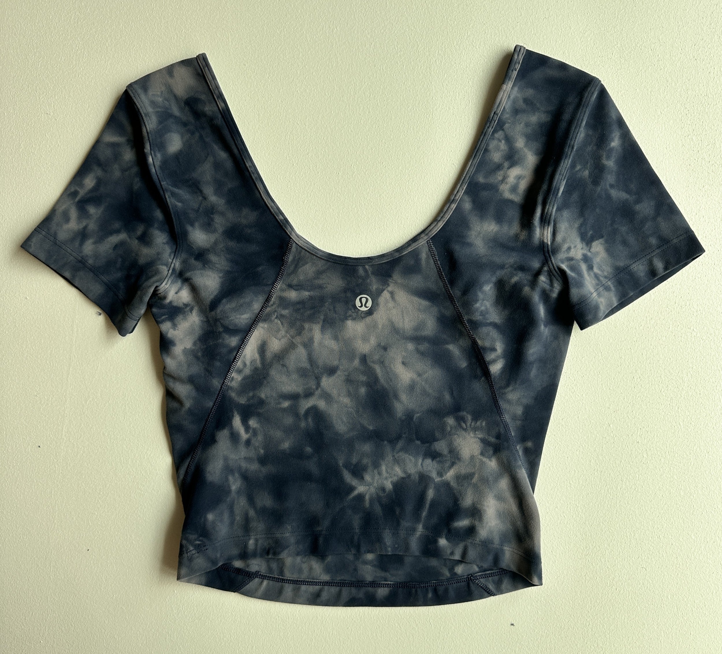 Align Cropped T-Shirt in Diamond Dye Lunar Rock — preloved Lululemon