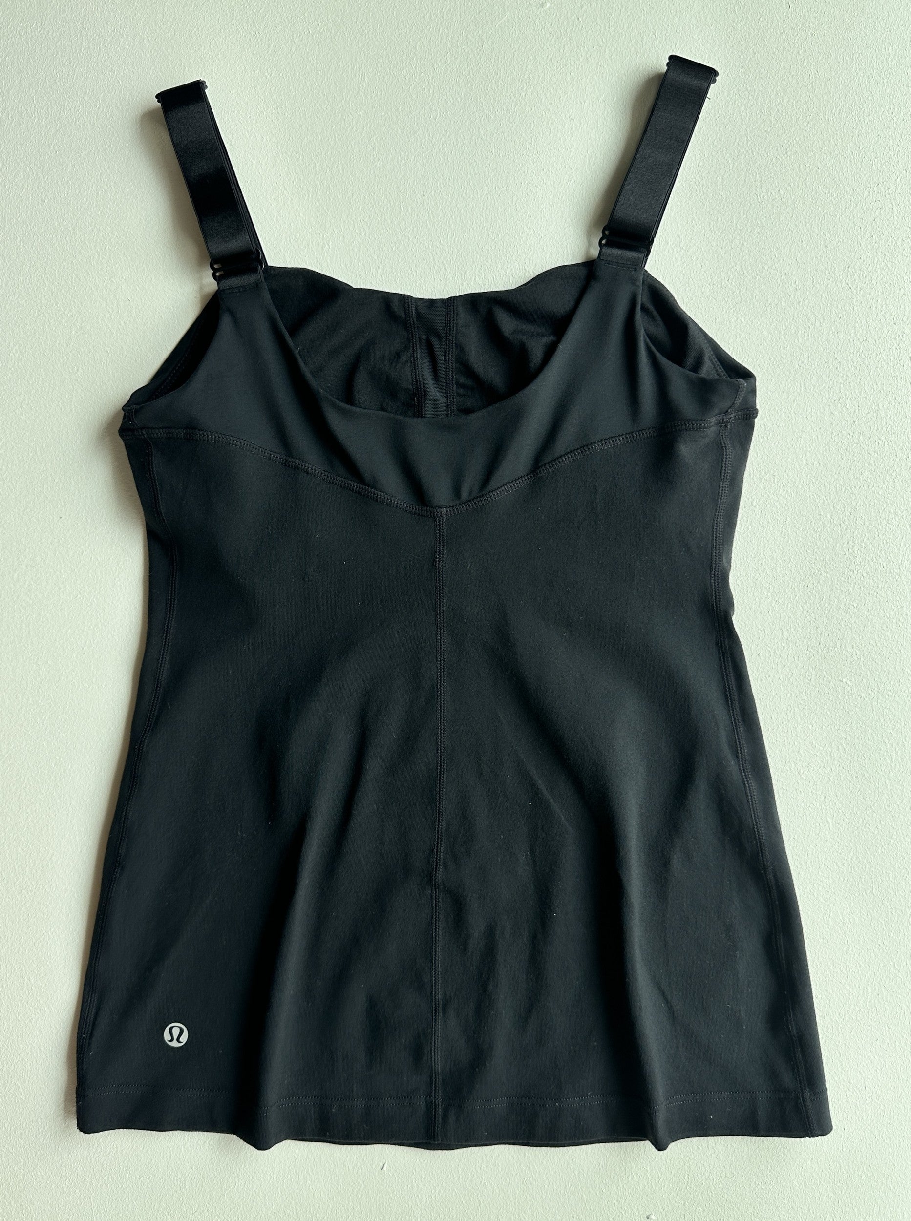 Simply Sleek Tank in Black — preloved Lululemon