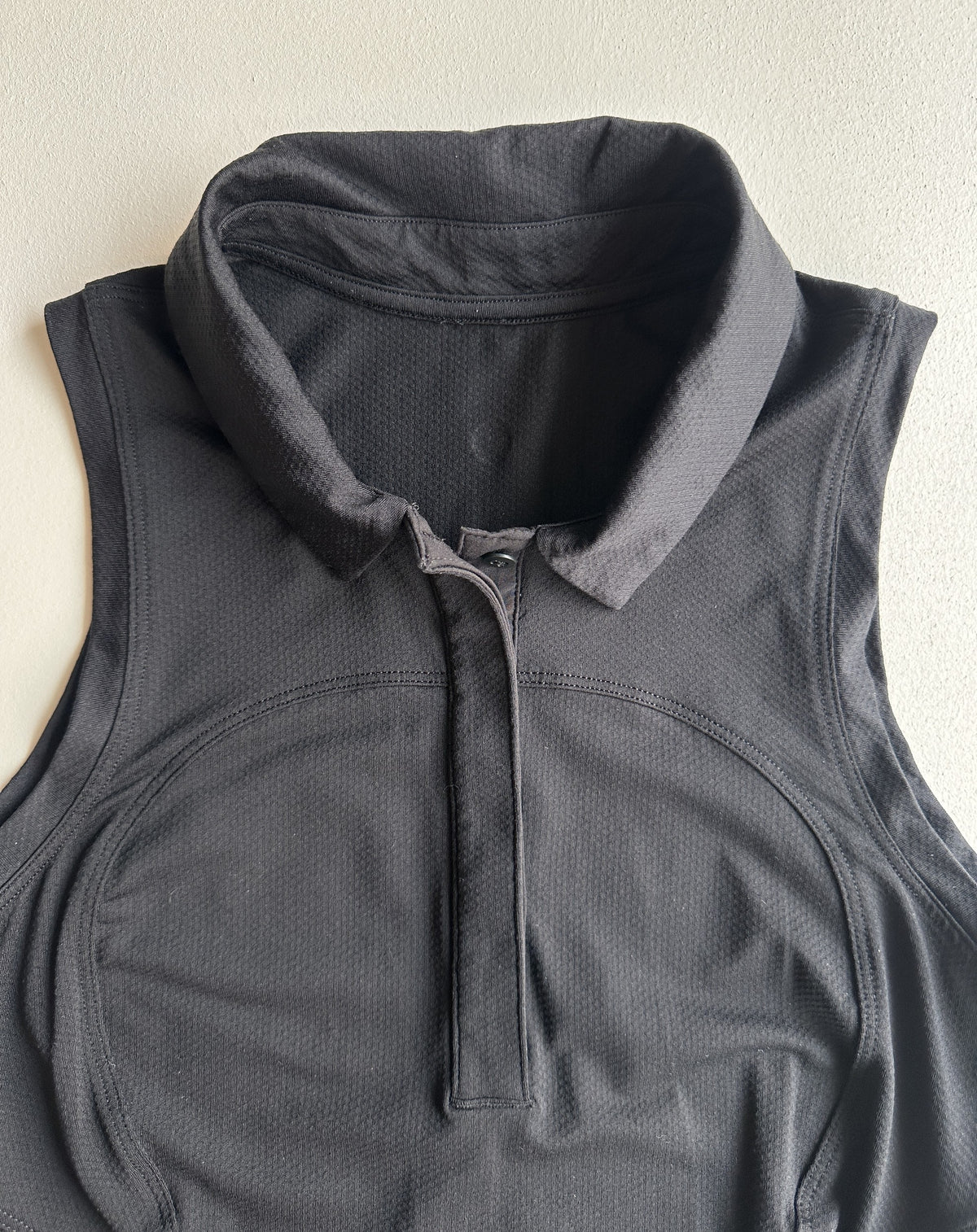 Sleeveless Polo Shirt in Black — preloved Lululemon