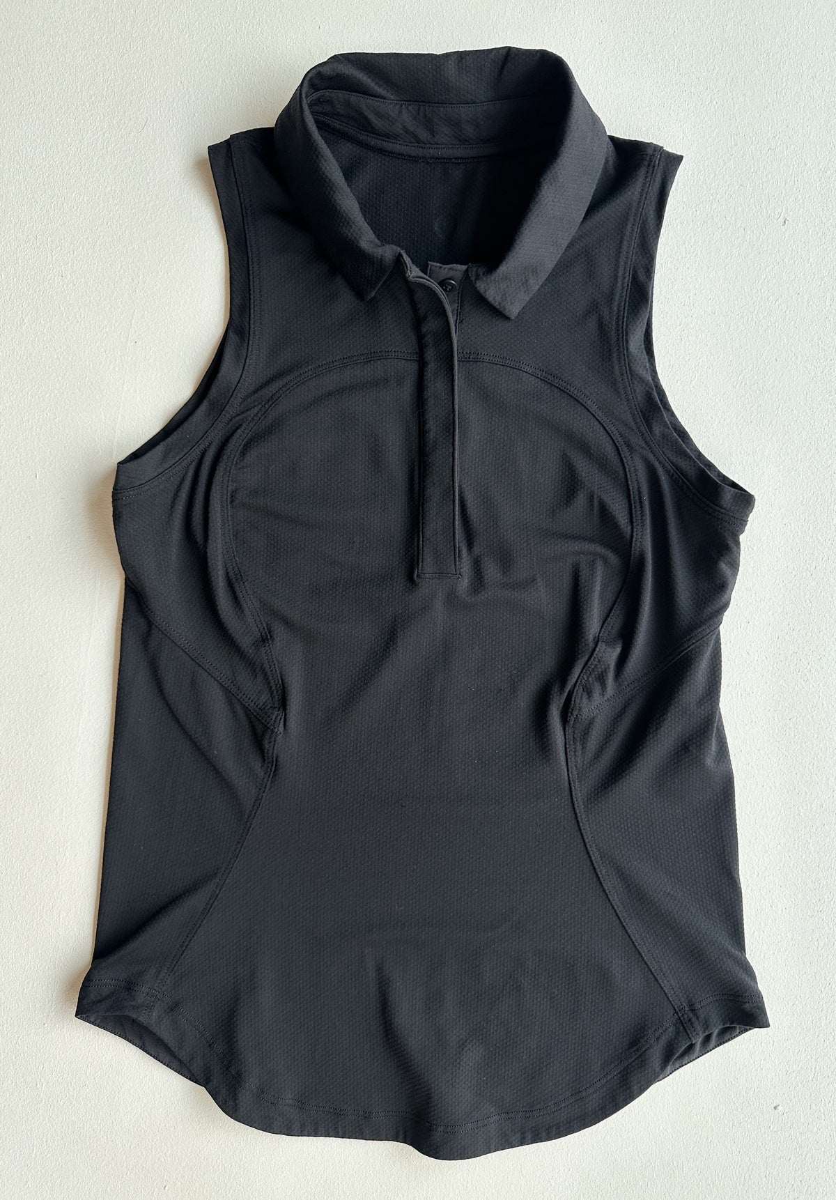 Sleeveless Polo Shirt in Black — preloved Lululemon