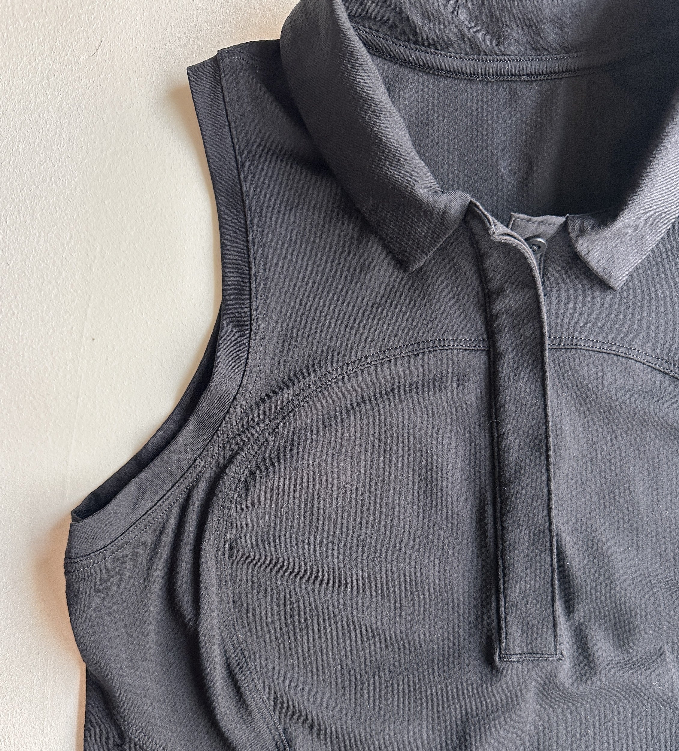 Sleeveless Polo Shirt in Black — preloved Lululemon