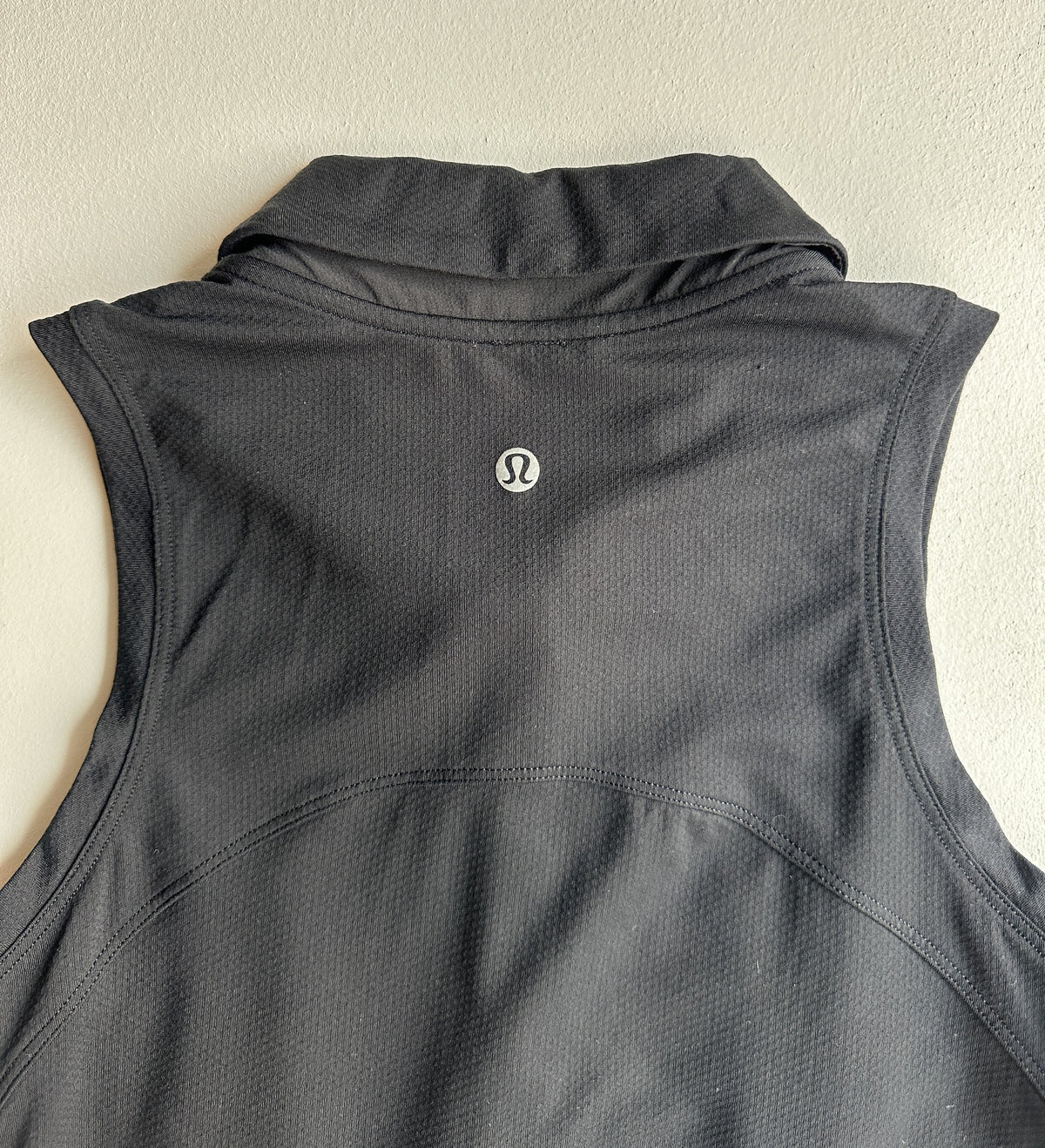 Sleeveless Polo Shirt in Black — preloved Lululemon
