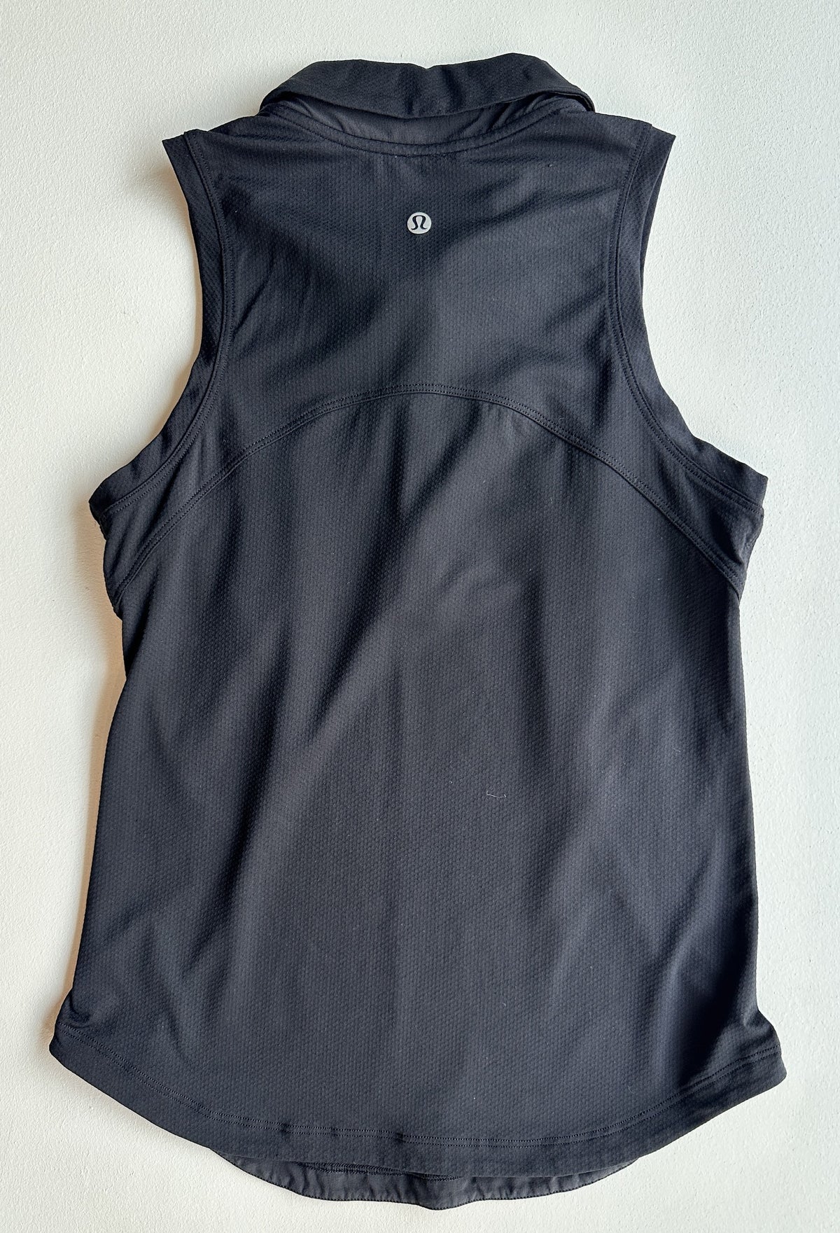 Sleeveless Polo Shirt in Black — preloved Lululemon
