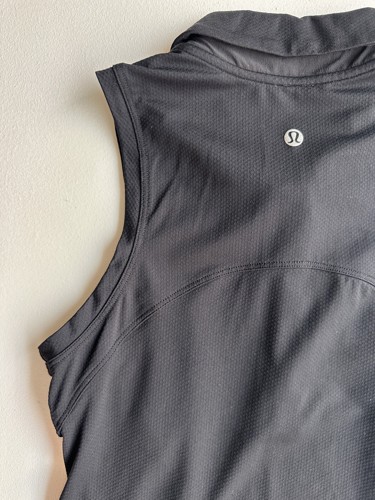 Sleeveless Polo Shirt in Black — preloved Lululemon