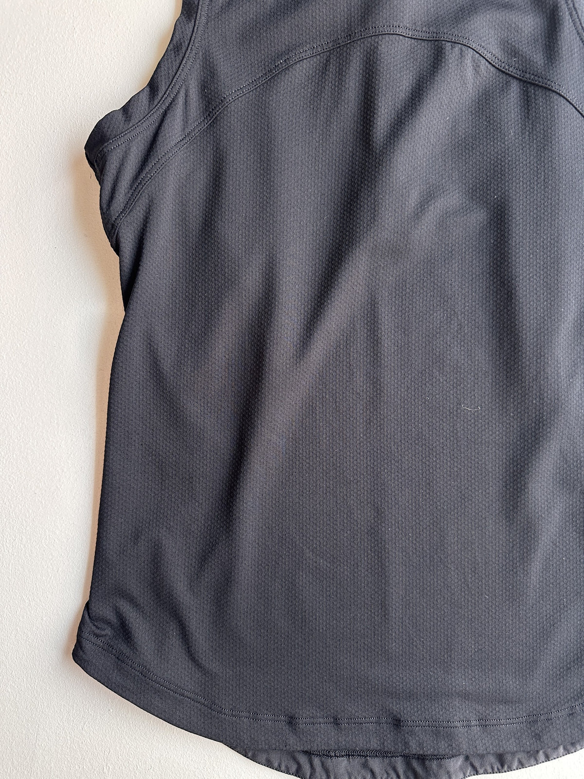 Sleeveless Polo Shirt in Black — preloved Lululemon
