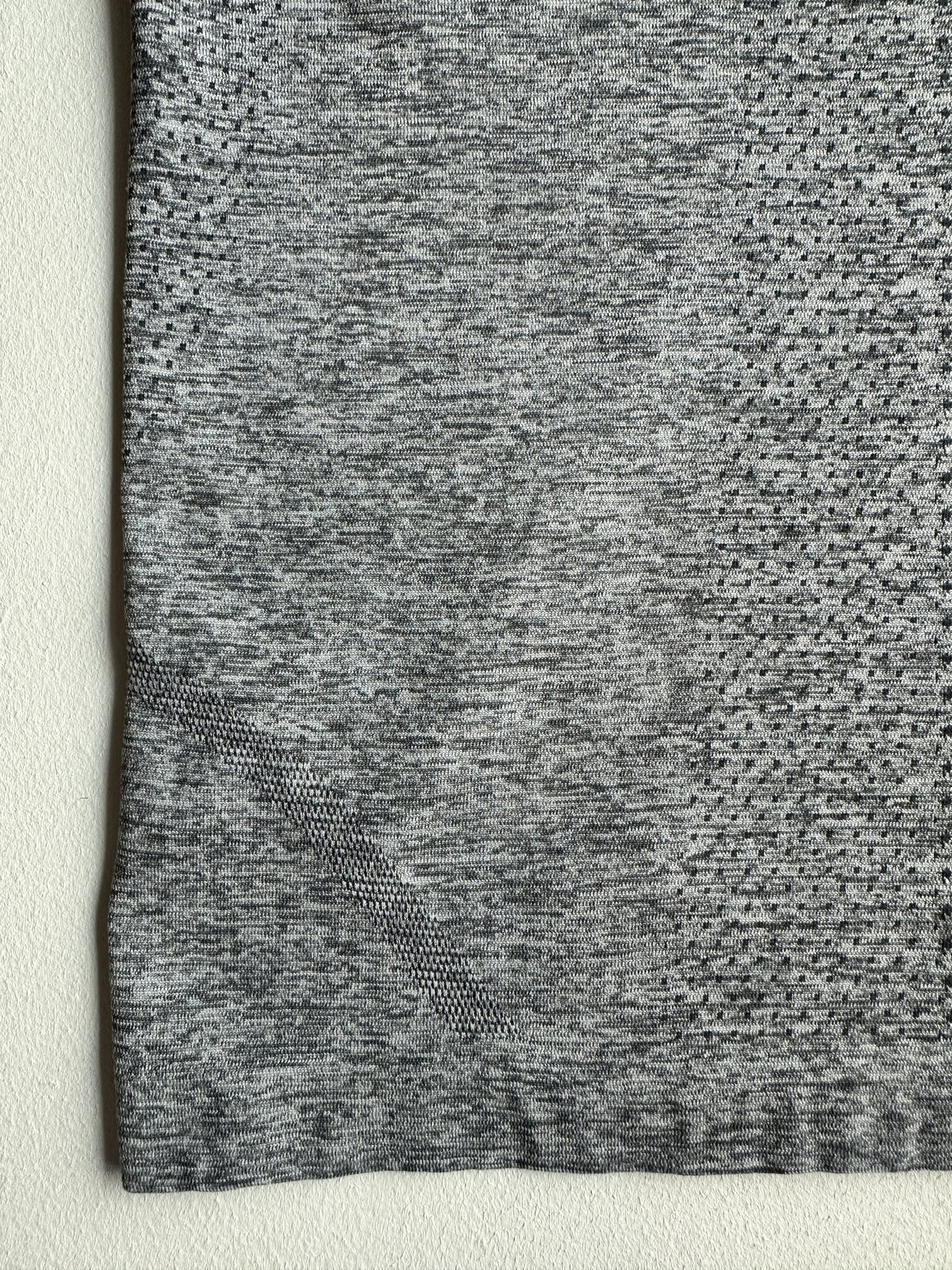 Swiftly Tech Long Sleeve in Slate White — preloved Lululemon