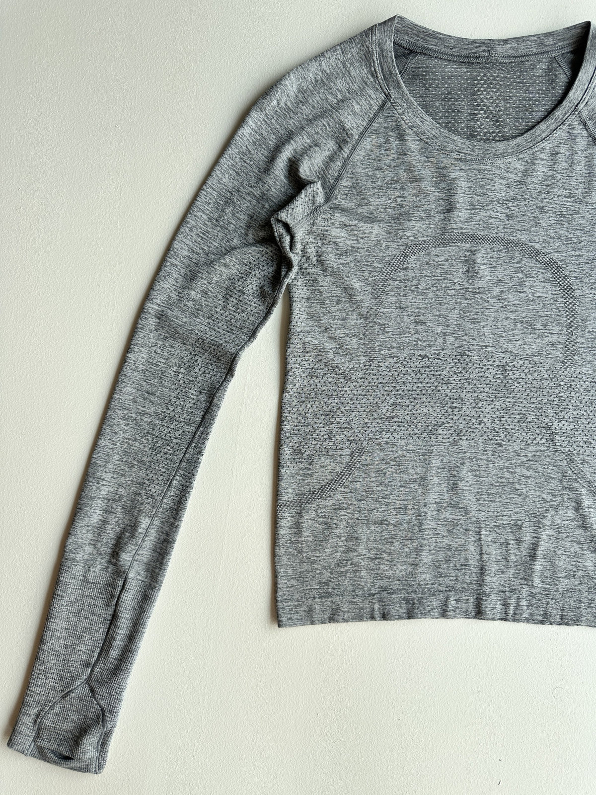 Swiftly Tech Long Sleeve in Slate White — preloved Lululemon